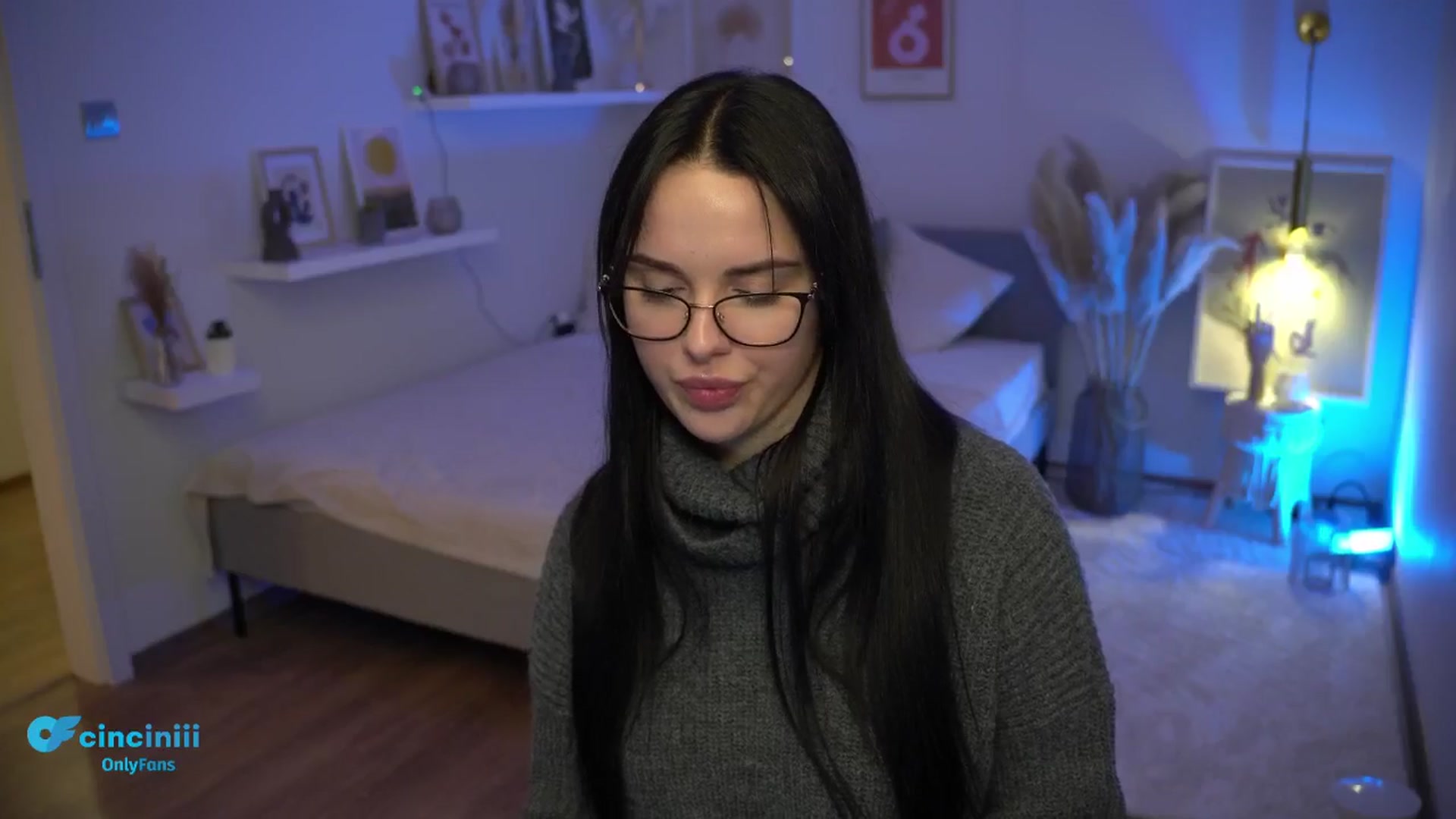 Gallery image thumbnail from NotYourNaomi's myfreecams stream on, 01/15/2025, 23:31 image 12 of 20