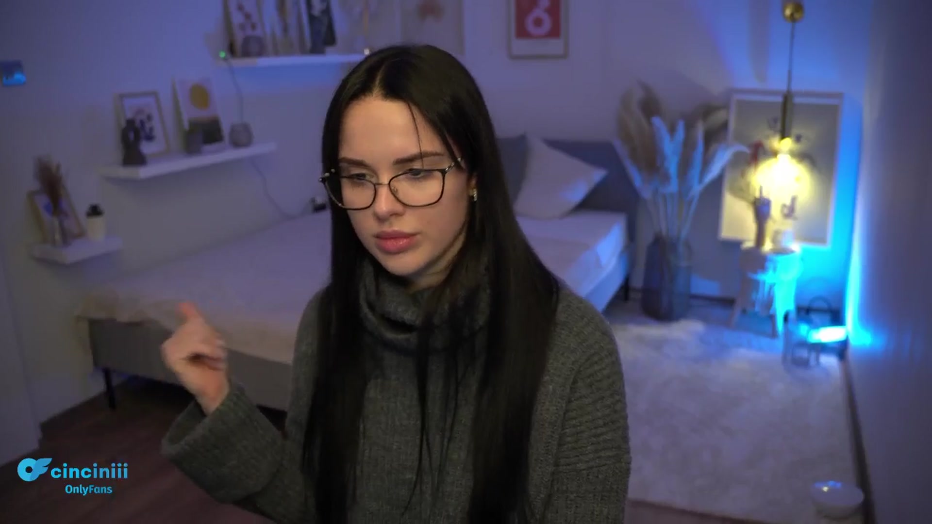 Gallery image thumbnail from NotYourNaomi's myfreecams stream on, 01/15/2025, 23:31 image 6 of 20