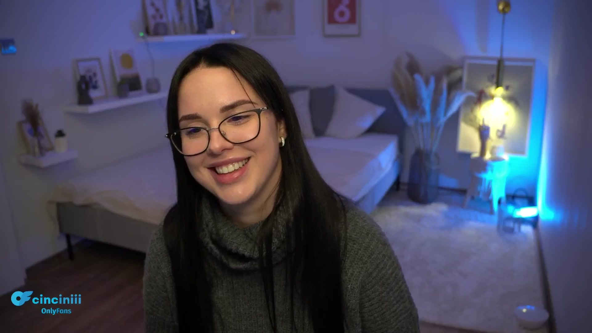 Gallery image thumbnail from NotYourNaomi's myfreecams stream on, 01/15/2025, 23:31 image 4 of 20
