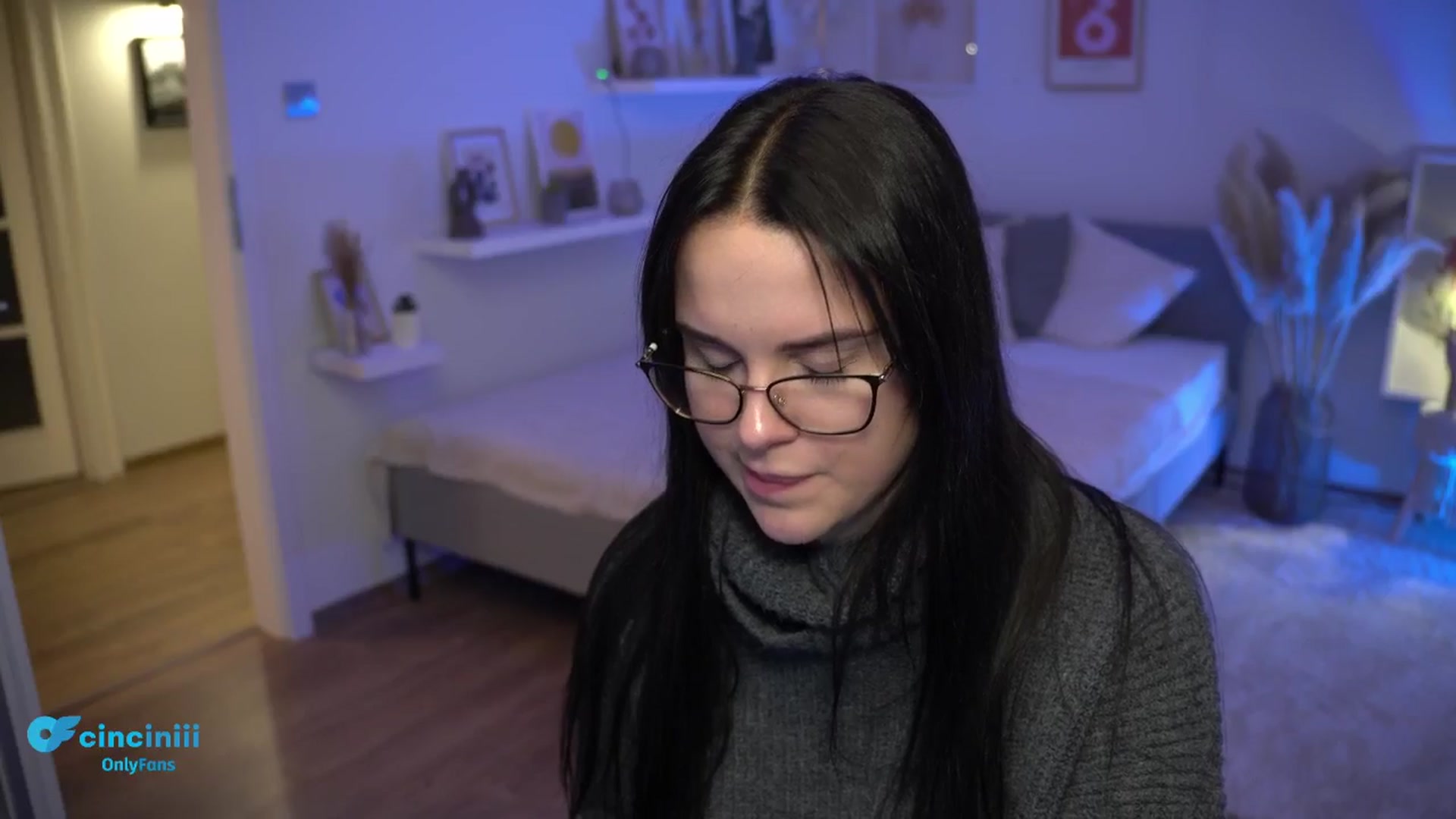 Gallery image thumbnail from NotYourNaomi's myfreecams stream on, 01/16/2025, 24:53 image 12 of 20