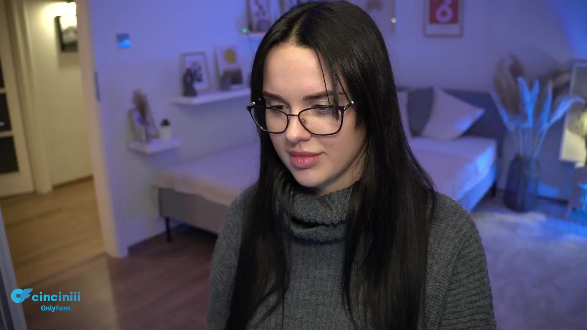 Gallery image thumbnail from NotYourNaomi's myfreecams stream on, 01/16/2025, 24:53 image 1 of 20