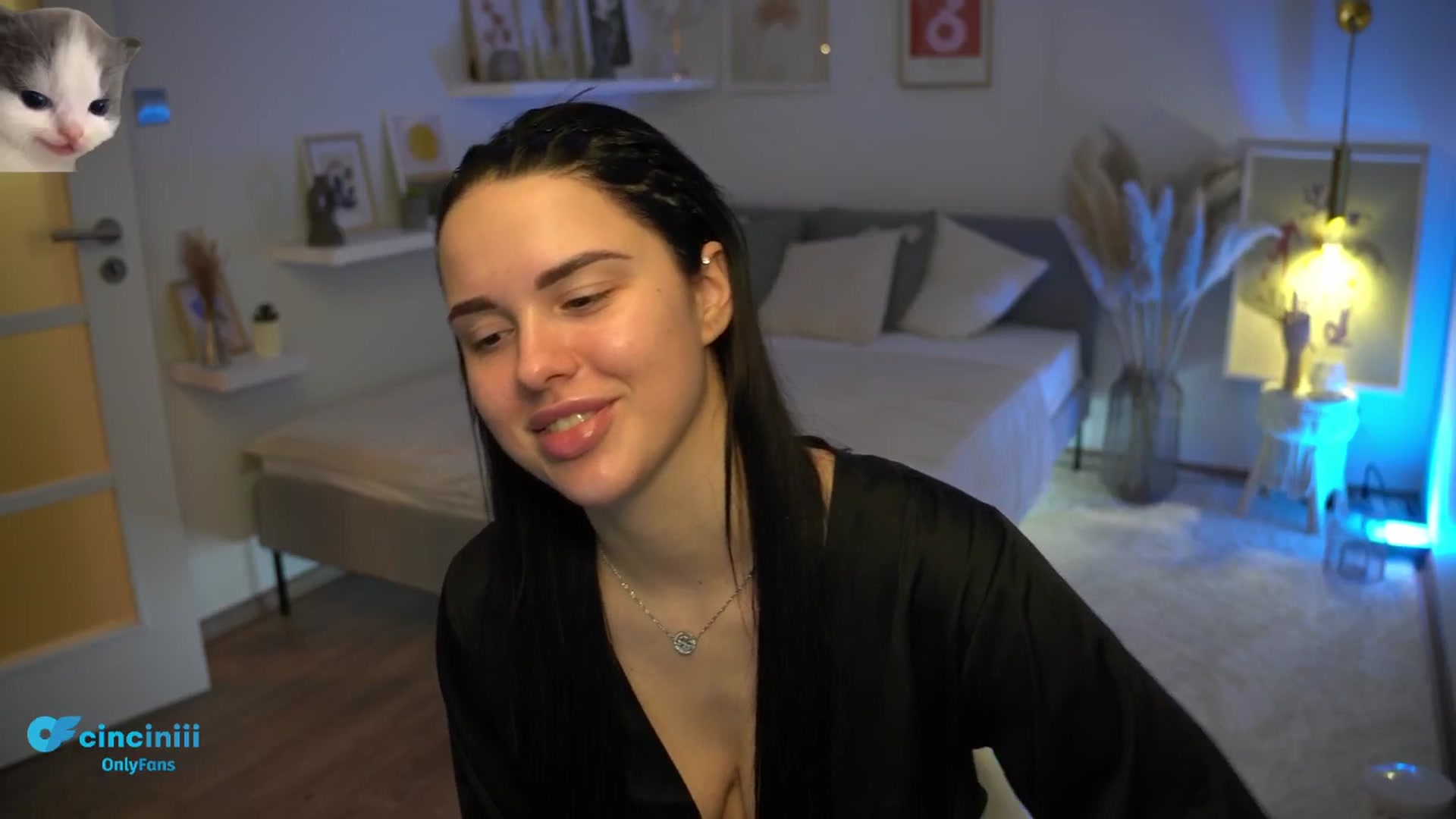 Gallery image thumbnail from NotYourNaomi's myfreecams stream on, 01/19/2025, 19:38 image 11 of 20