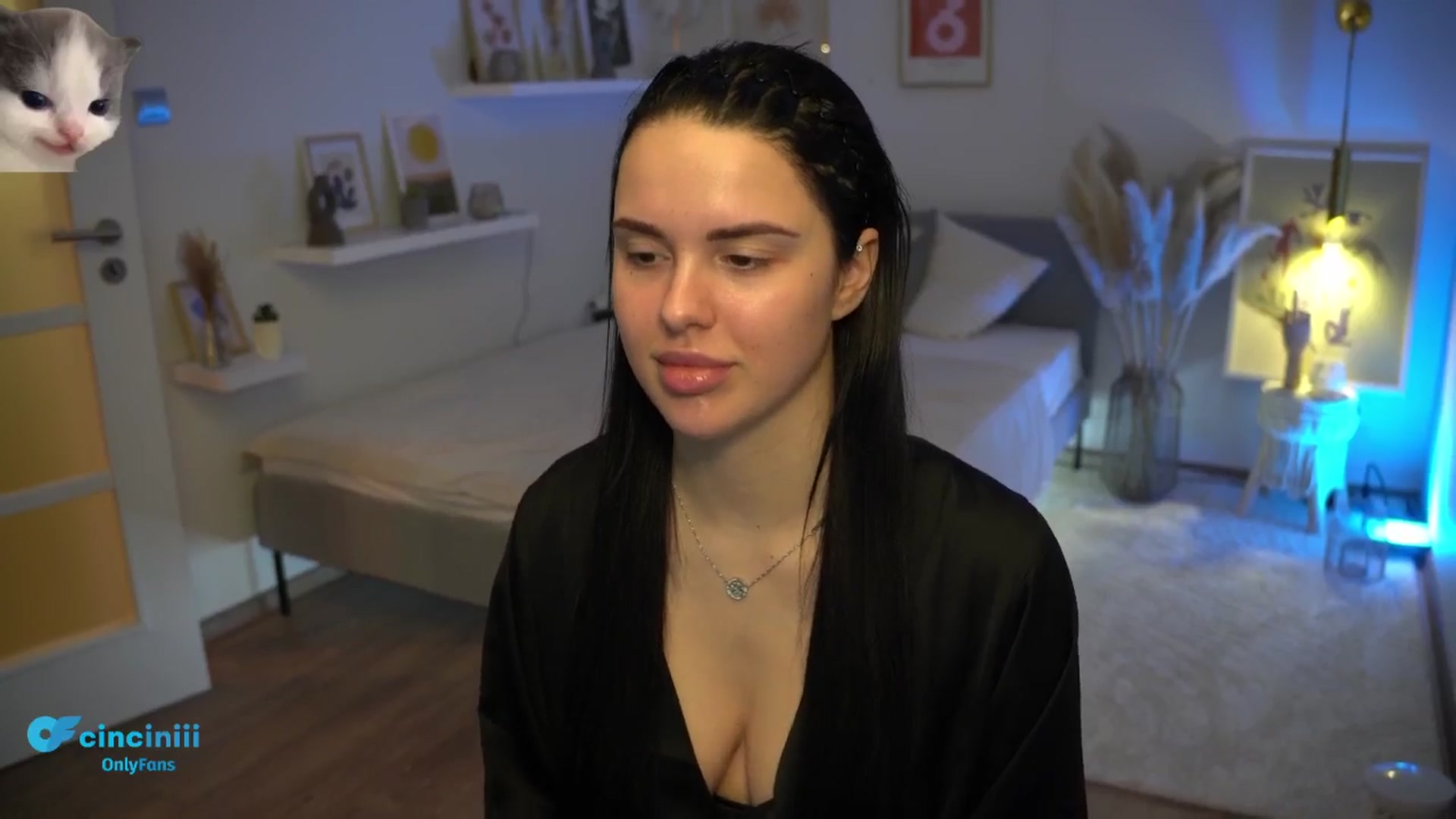 Gallery image thumbnail from NotYourNaomi's myfreecams stream on, 01/19/2025, 19:38 image 19 of 20