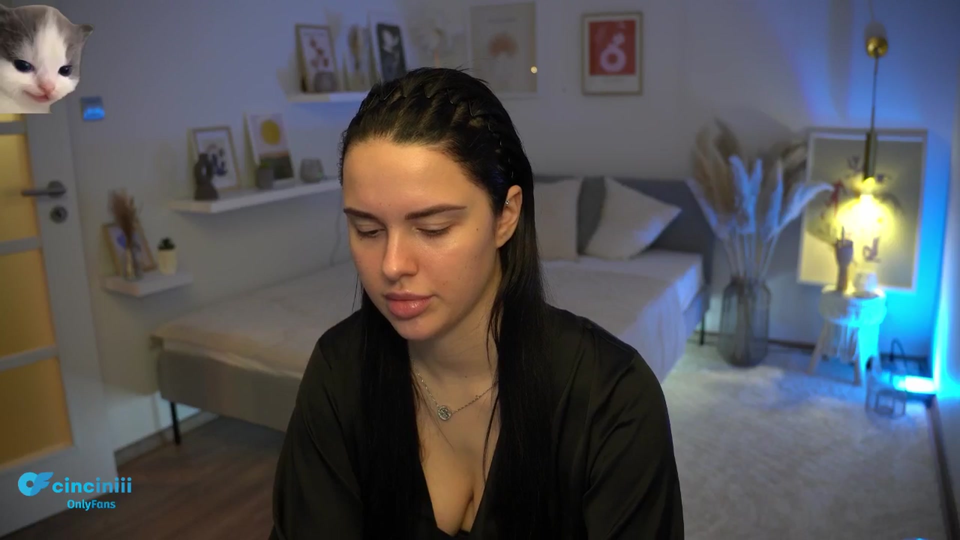 Gallery image thumbnail from NotYourNaomi's myfreecams stream on, 01/19/2025, 21:59 image 3 of 20