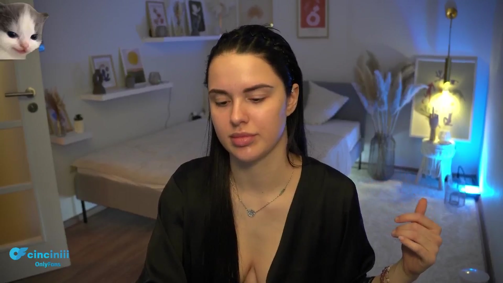 Gallery image thumbnail from NotYourNaomi's myfreecams stream on, 01/19/2025, 21:59 image 9 of 20