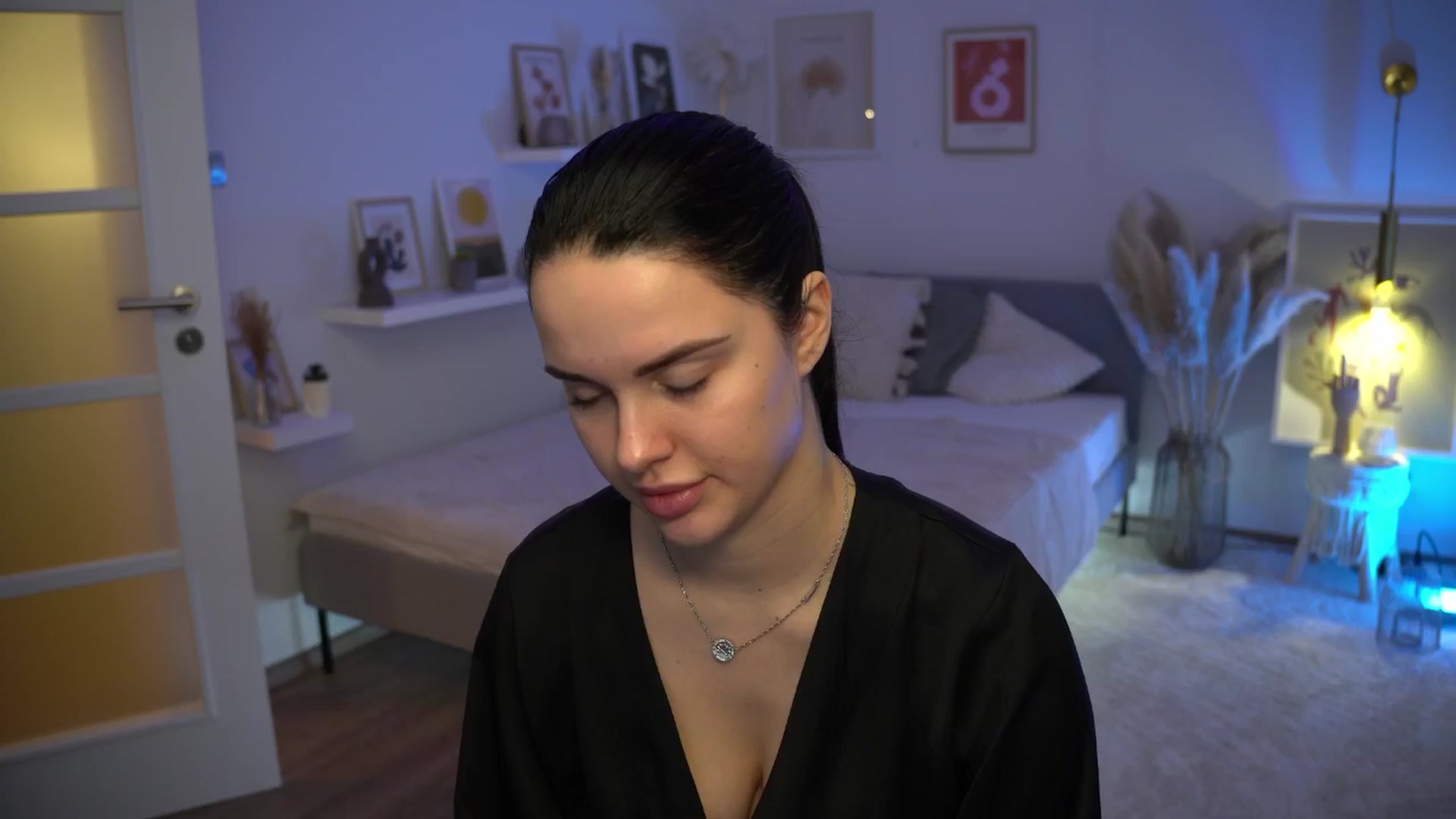 Gallery image thumbnail from NotYourNaomi's myfreecams stream on, 01/20/2025, 20:18 image 18 of 20