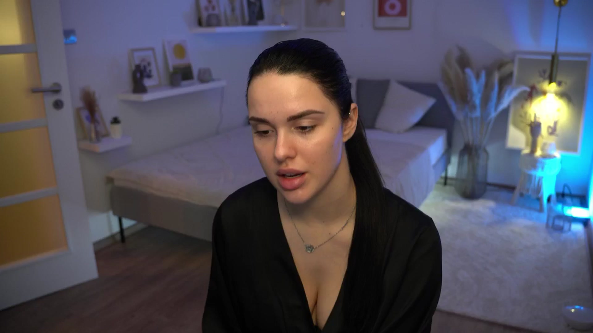 Gallery image thumbnail from NotYourNaomi's myfreecams stream on, 01/20/2025, 22:00 image 2 of 20