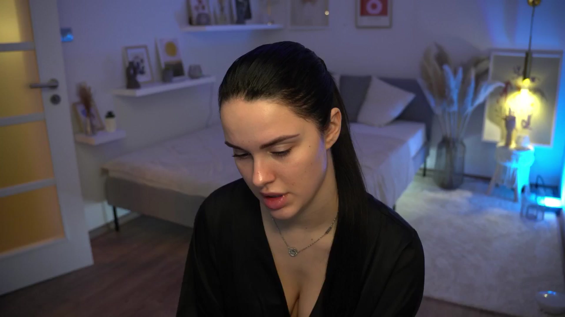 Gallery image thumbnail from NotYourNaomi's myfreecams stream on, 01/20/2025, 22:00 image 3 of 20