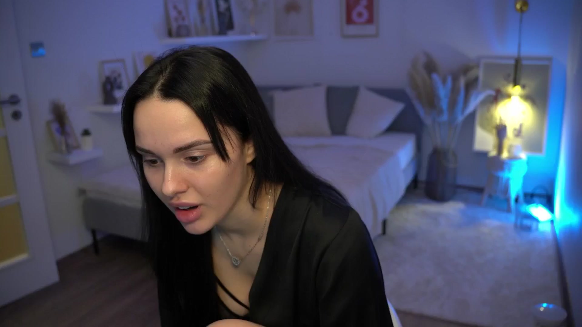 Gallery image thumbnail from NotYourNaomi's myfreecams stream on, 01/22/2025, 20:13 image 7 of 20