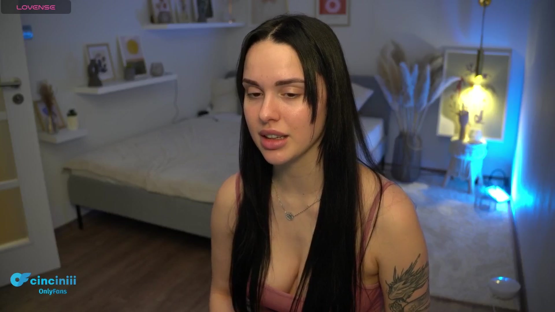 Gallery image thumbnail from NotYourNaomi's myfreecams stream on, 01/24/2025, 01:17 image 6 of 20