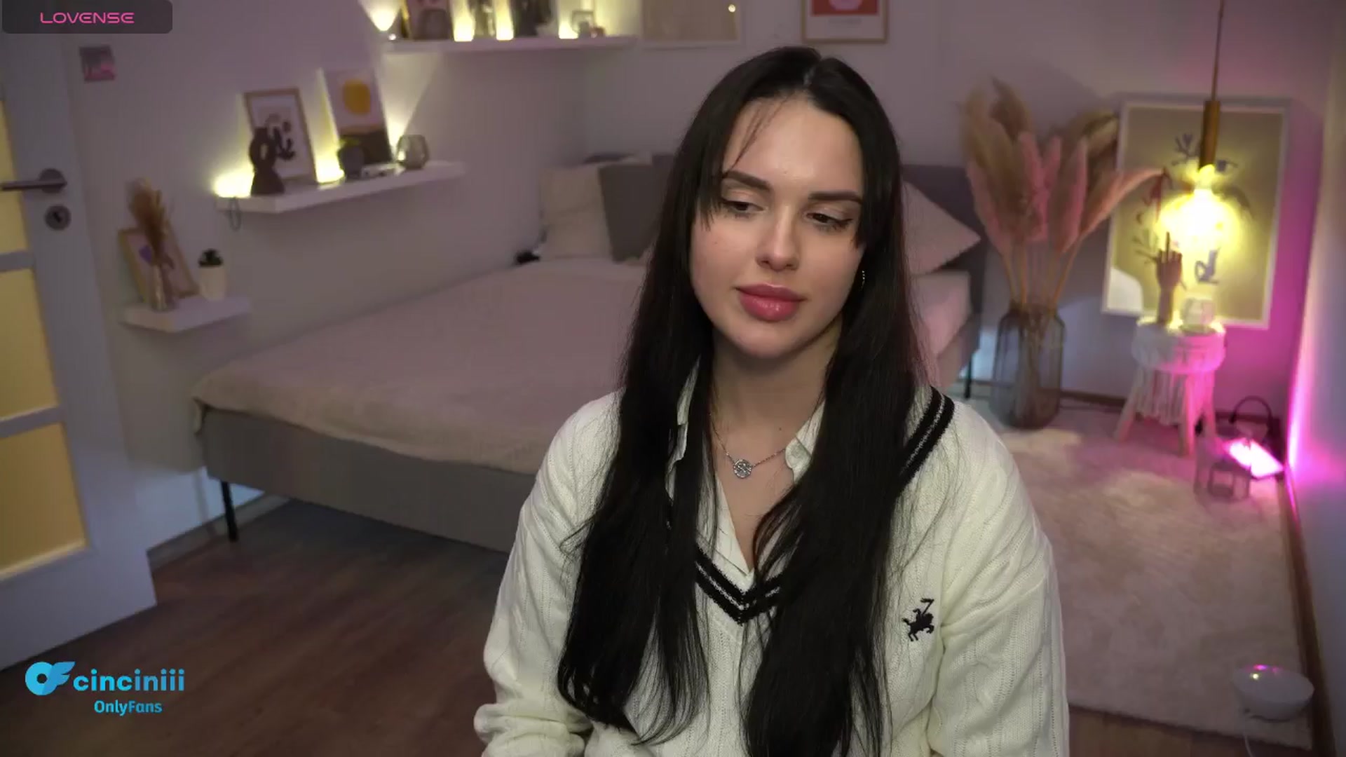 Gallery image thumbnail from NotYourNaomi's myfreecams stream on, 01/26/2025, 19:36 image 4 of 20