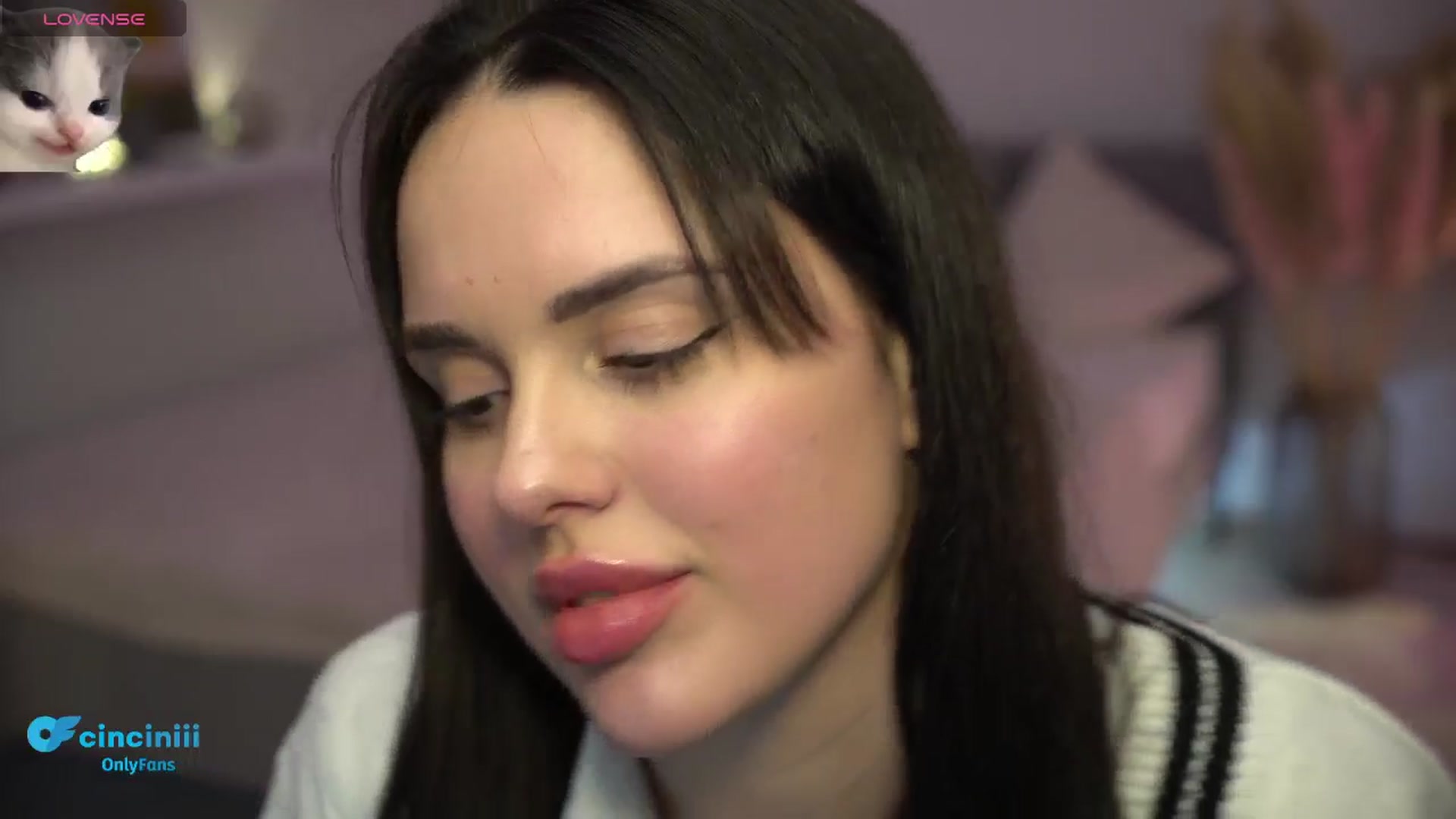 Gallery image thumbnail from NotYourNaomi's myfreecams stream on, 01/26/2025, 21:14 image 13 of 20