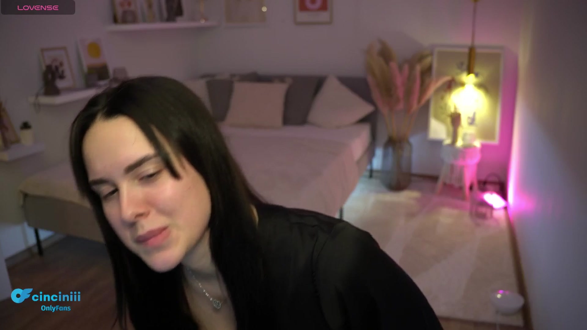 Gallery image thumbnail from NotYourNaomi's myfreecams stream on, 01/28/2025, 22:19 image 2 of 20