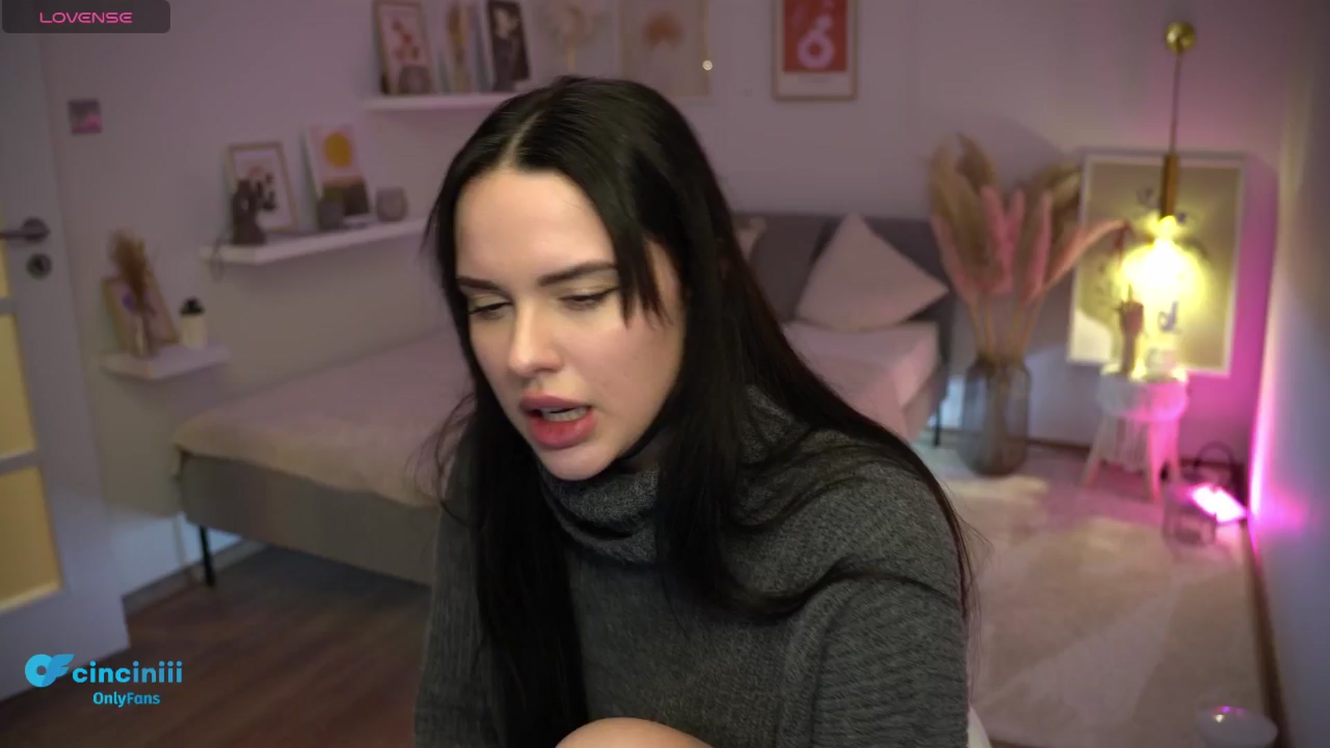 Gallery image thumbnail from NotYourNaomi's myfreecams stream on, 01/29/2025, 19:51 image 3 of 20