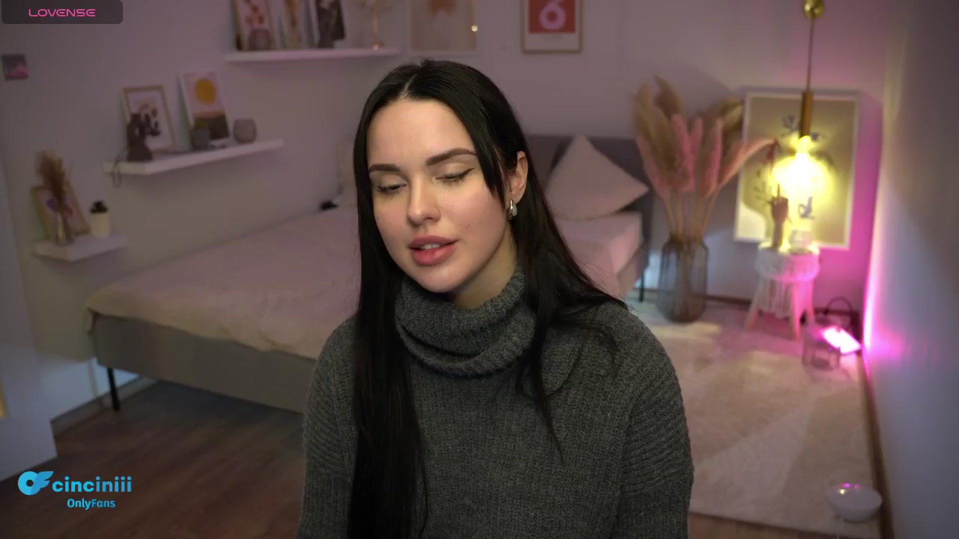 Gallery image thumbnail from NotYourNaomi's myfreecams stream on, 01/29/2025, 19:51 image 14 of 20