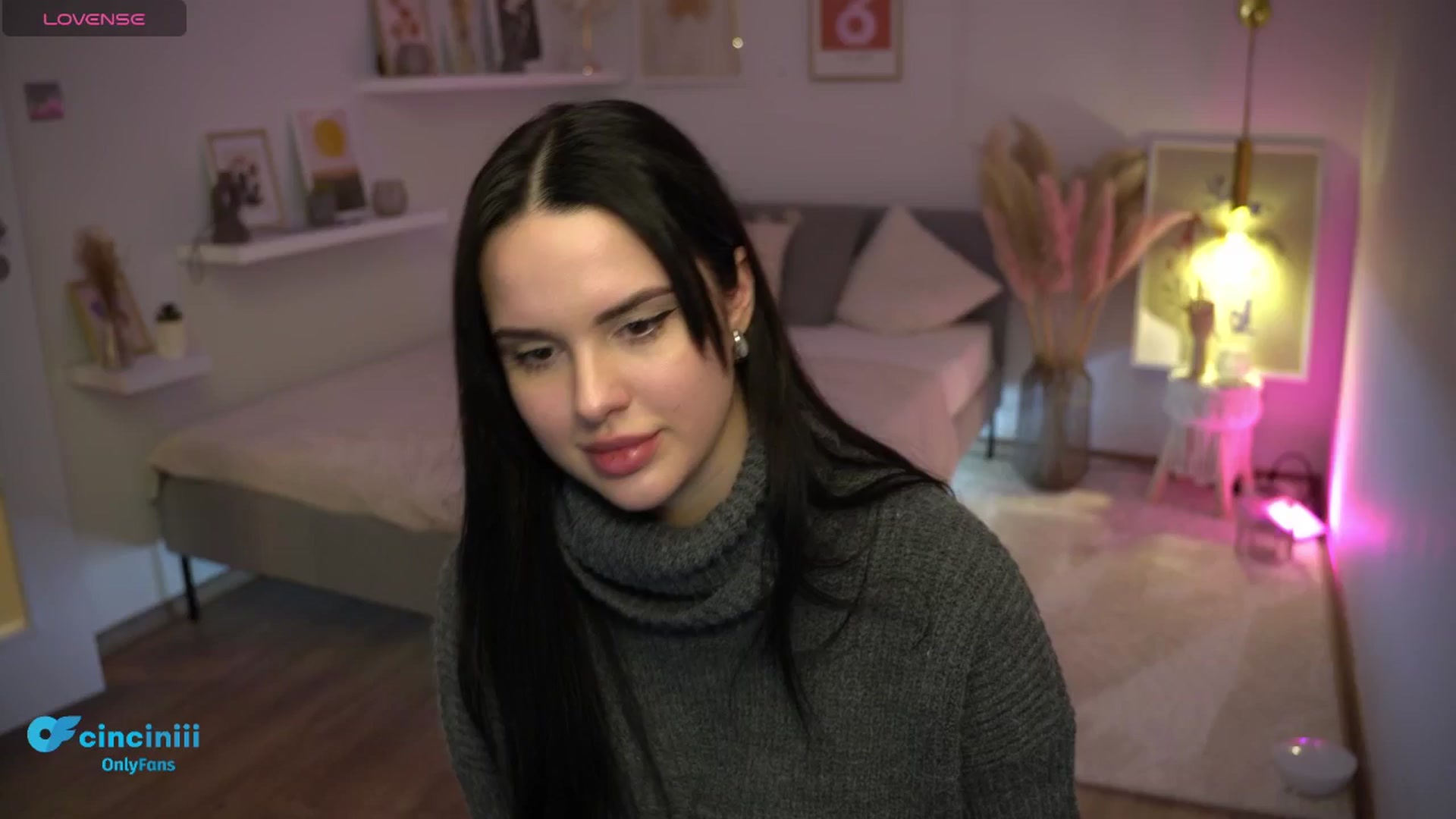 Gallery image thumbnail from NotYourNaomi's myfreecams stream on, 01/29/2025, 19:51 image 16 of 20
