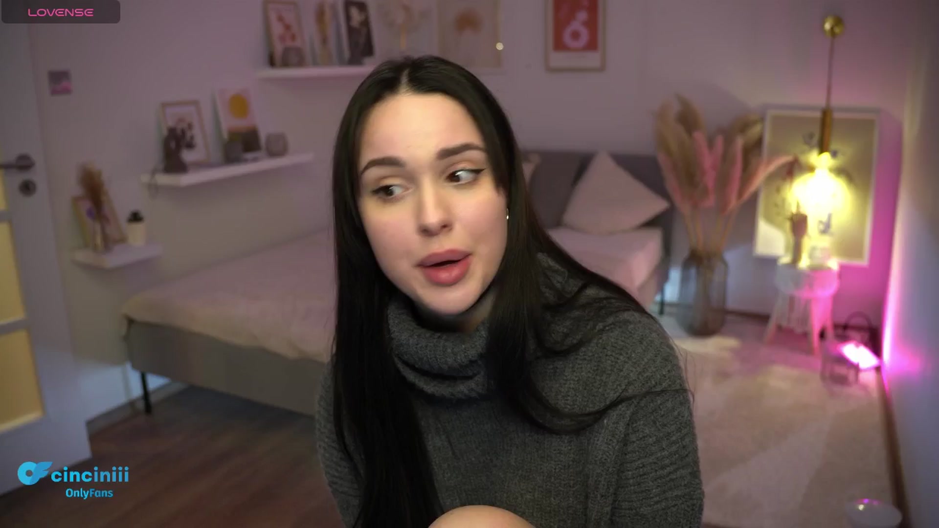 Gallery image thumbnail from NotYourNaomi's myfreecams stream on, 01/29/2025, 19:51 image 4 of 20