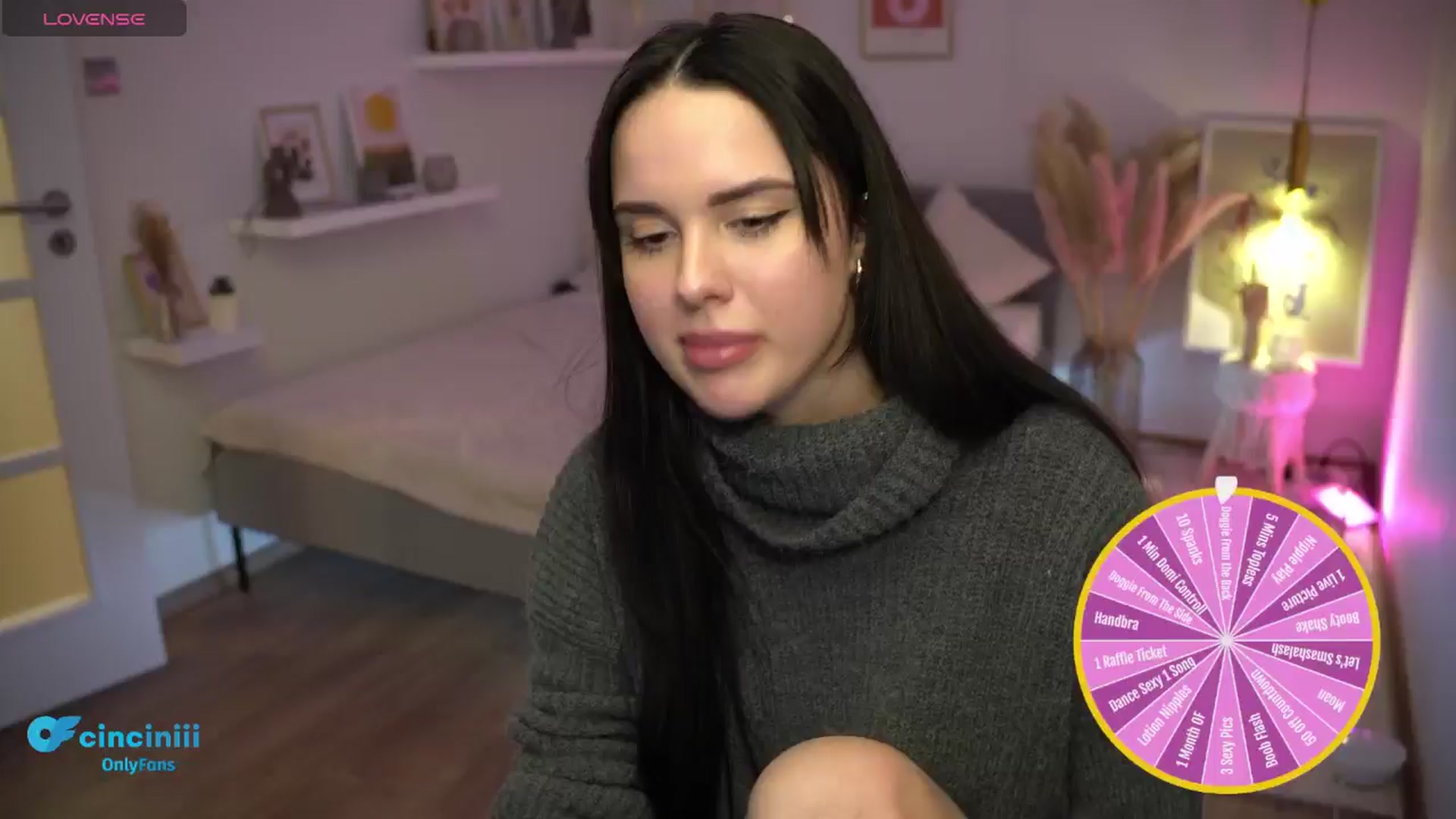 Gallery image thumbnail from NotYourNaomi's myfreecams stream on, 01/29/2025, 21:11 image 3 of 20
