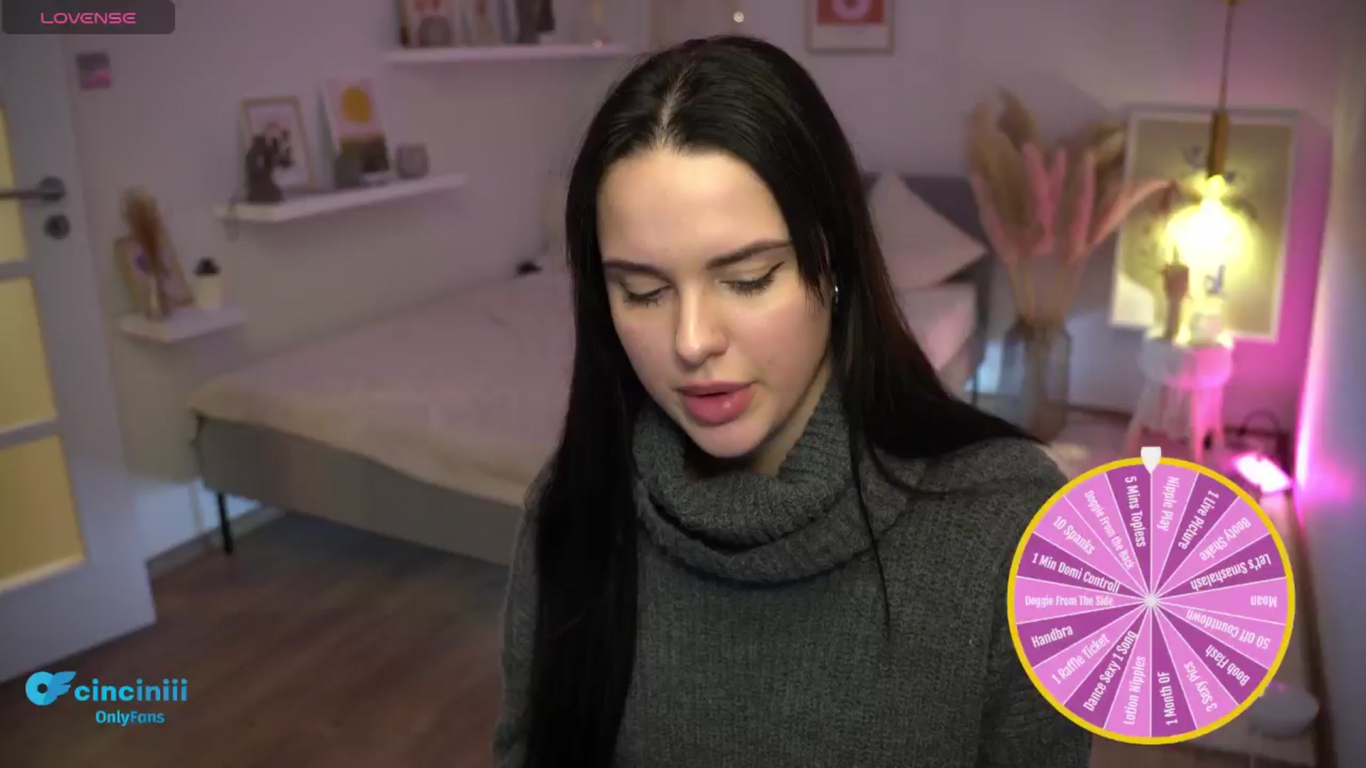 Gallery image thumbnail from NotYourNaomi's myfreecams stream on, 01/29/2025, 21:11 image 8 of 20