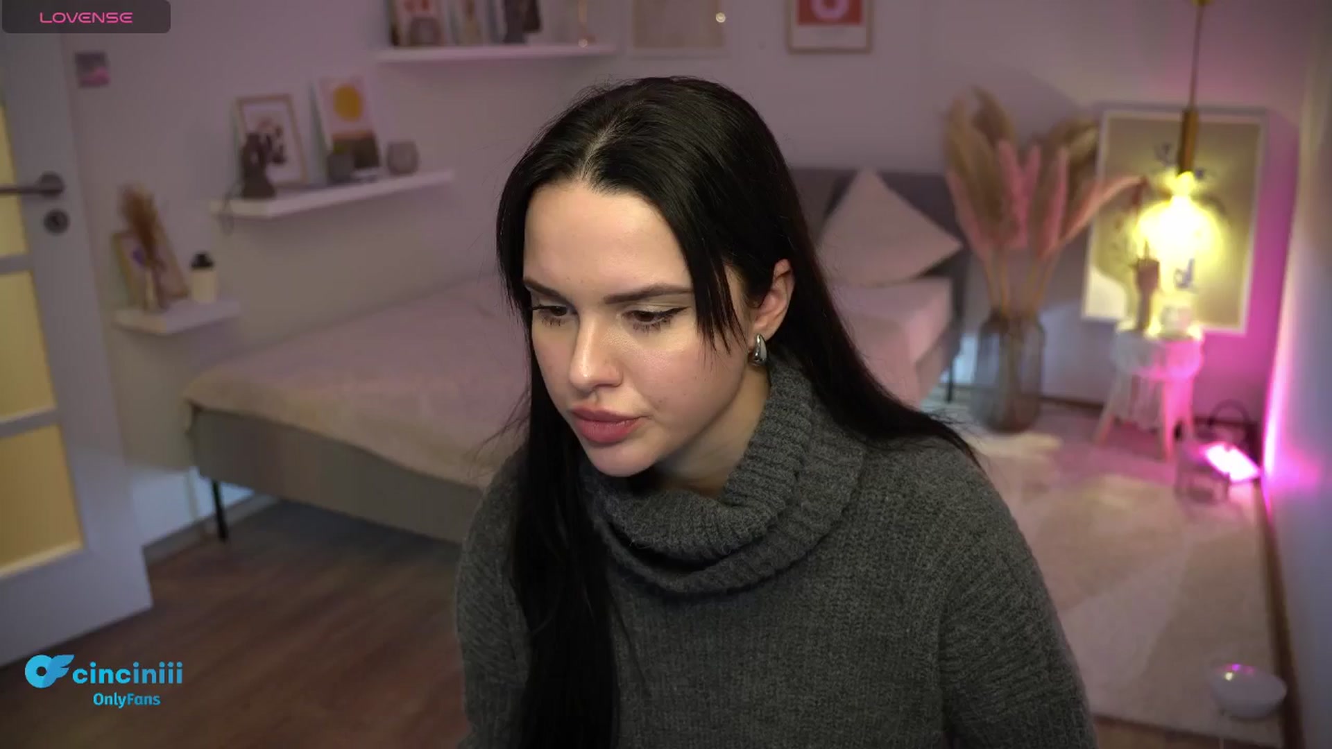 Gallery image thumbnail from NotYourNaomi's myfreecams stream on, 01/29/2025, 21:11 image 11 of 20