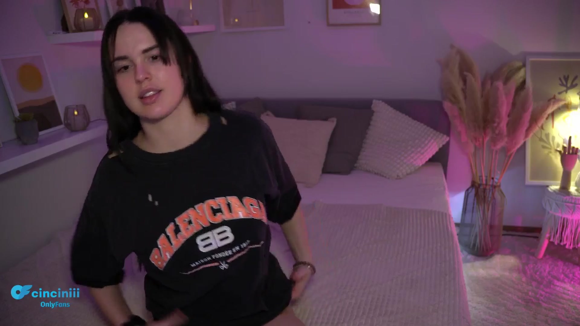 Gallery image thumbnail from NotYourNaomi's myfreecams stream on, 02/02/2025, 22:02 image 14 of 20