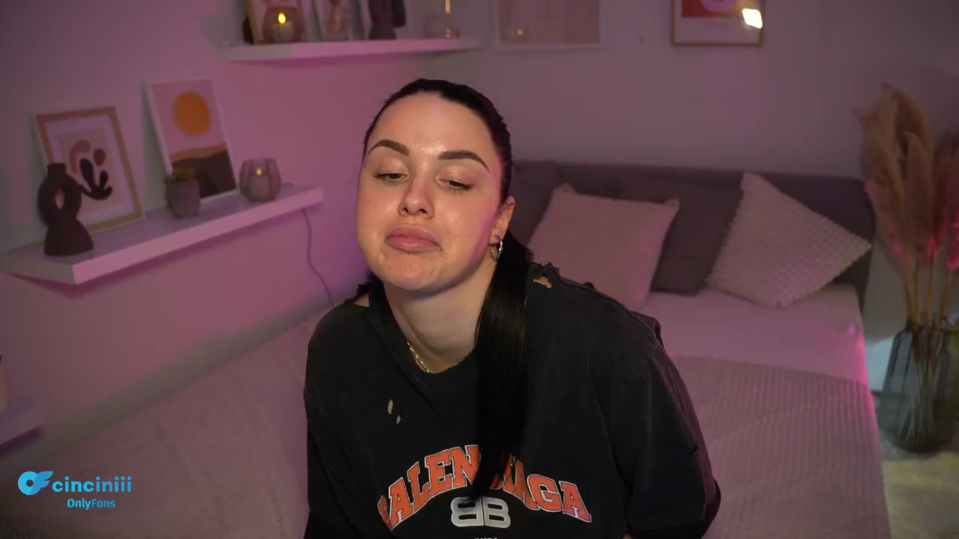 Gallery image thumbnail from NotYourNaomi's myfreecams stream on, 02/05/2025, 22:09 image 18 of 20