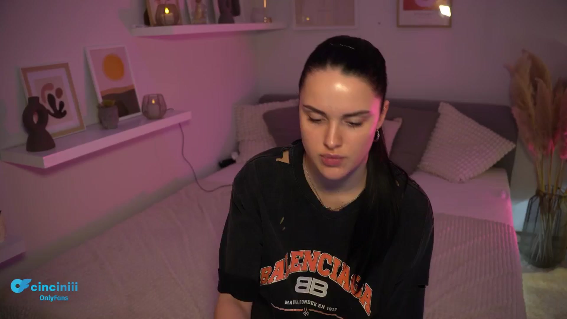 Gallery image thumbnail from NotYourNaomi's myfreecams stream on, 02/05/2025, 22:09 image 14 of 20
