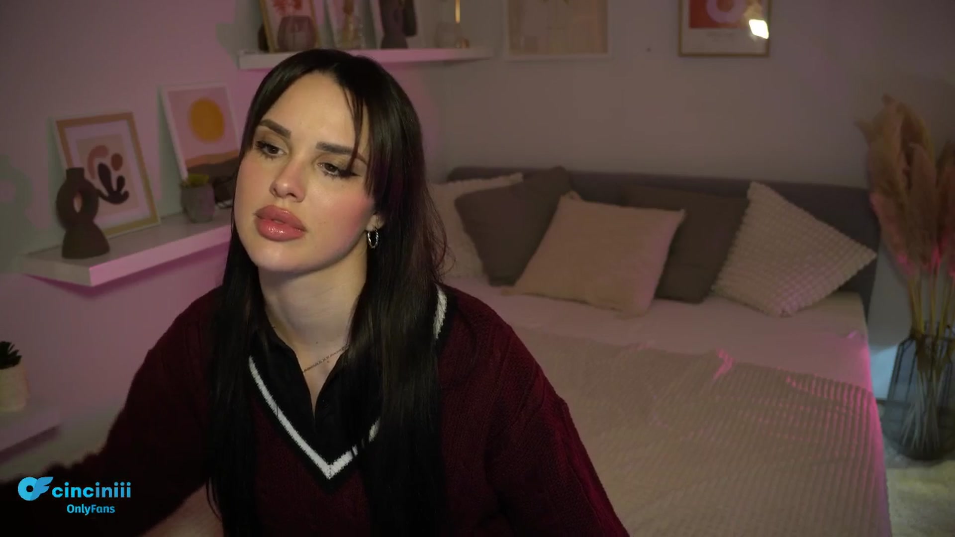 Gallery image thumbnail from NotYourNaomi's myfreecams stream on, 02/07/2025, 22:11 image 4 of 20