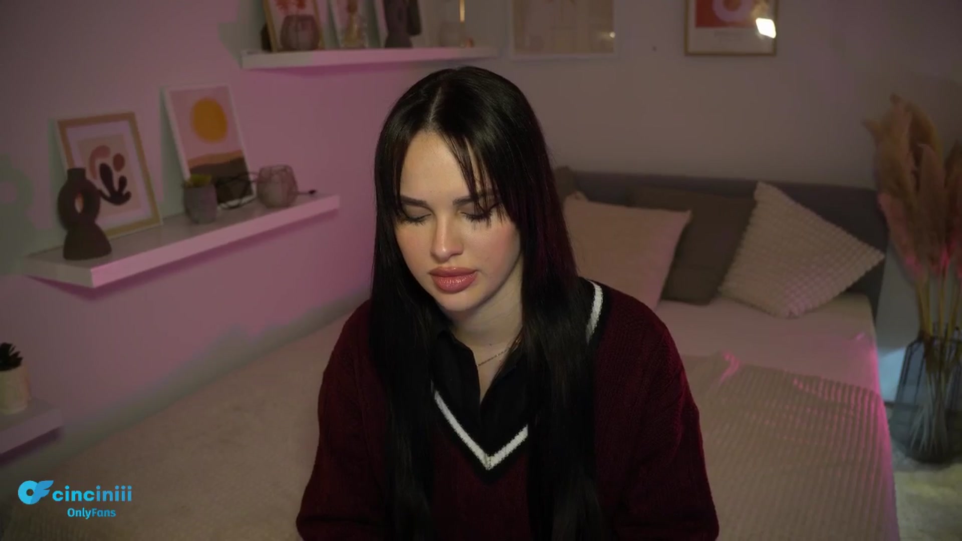 Gallery image thumbnail from NotYourNaomi's myfreecams stream on, 02/07/2025, 22:11 image 3 of 20
