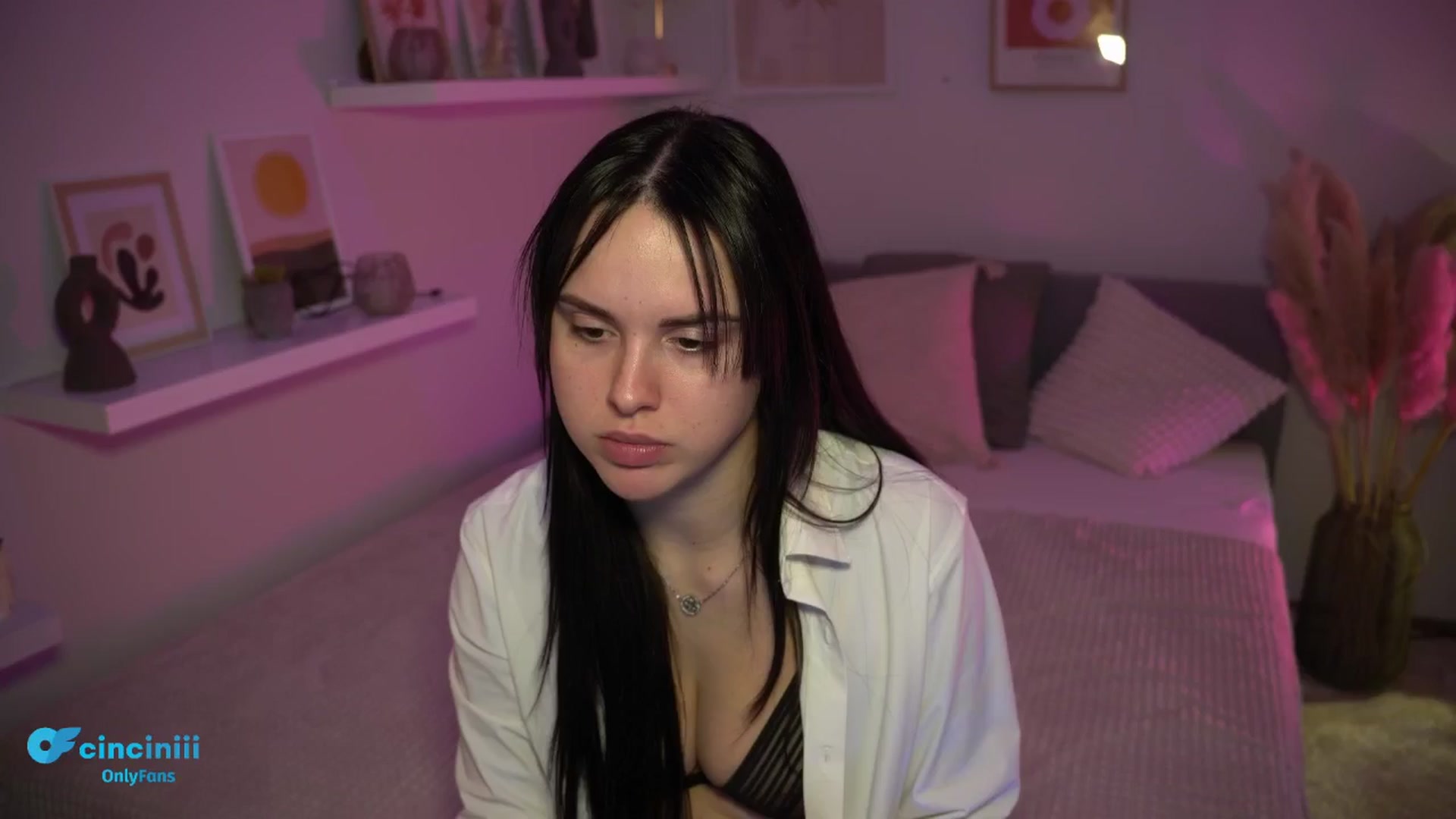 Gallery image thumbnail from NotYourNaomi's myfreecams stream on, 02/10/2025, 22:14 image 2 of 20