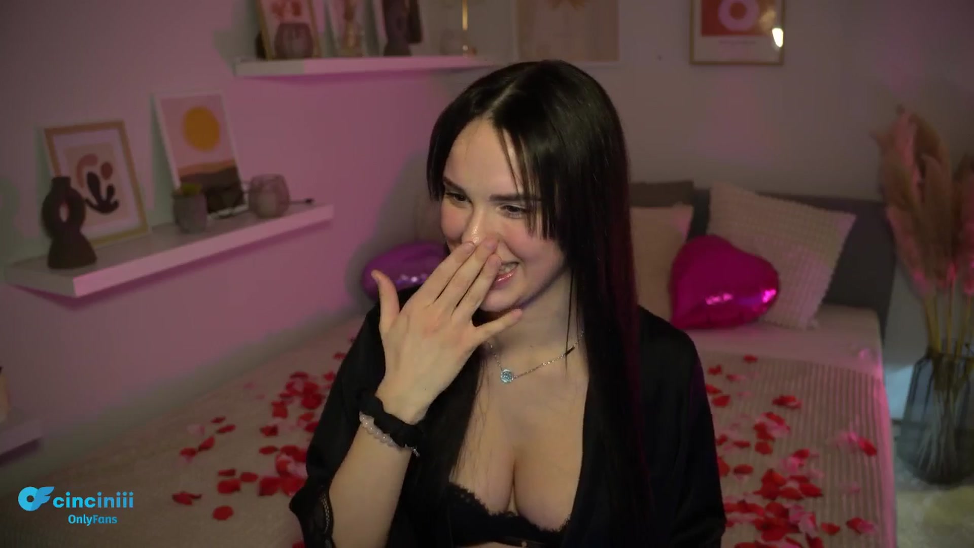 Gallery image thumbnail from NotYourNaomi's myfreecams stream on, 02/17/2025, 01:55 image 3 of 20