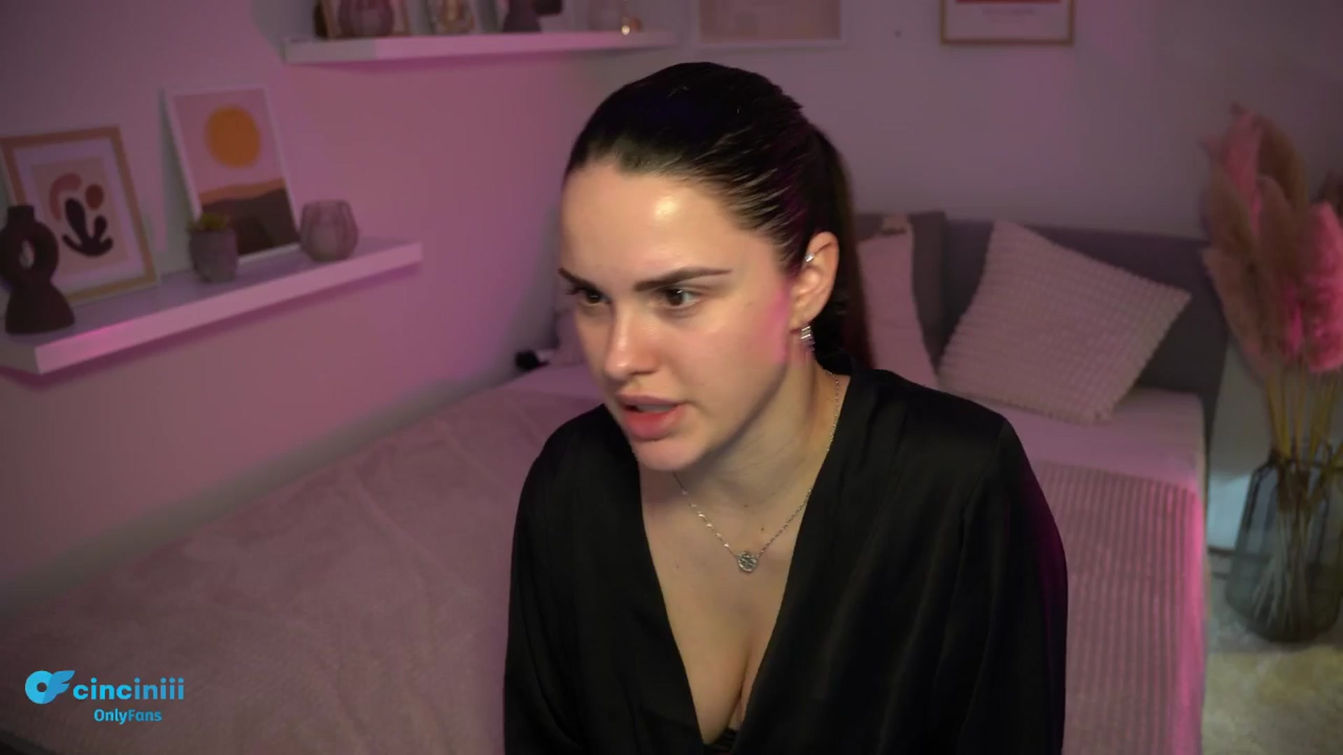 Gallery image thumbnail from NotYourNaomi's myfreecams stream on, 02/20/2025, 23:48 image 2 of 20