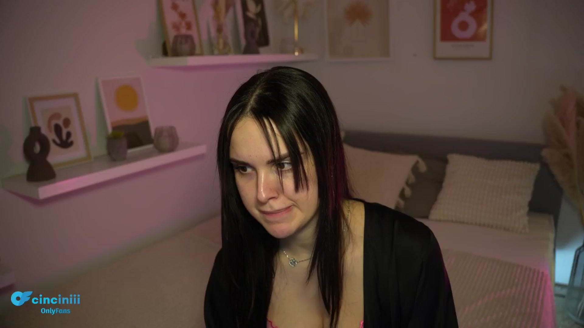 Gallery image thumbnail from NotYourNaomi's myfreecams stream on, 02/24/2025, 22:44 image 13 of 20