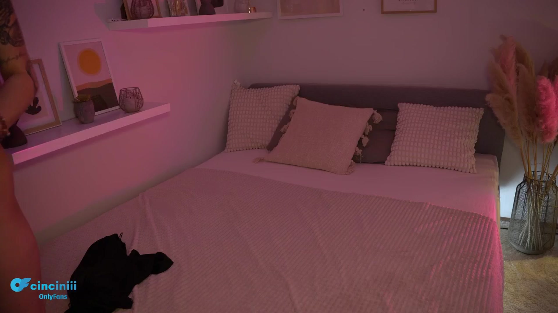 Gallery image thumbnail from NotYourNaomi's myfreecams stream on, 02/26/2025, 21:42 image 20 of 20