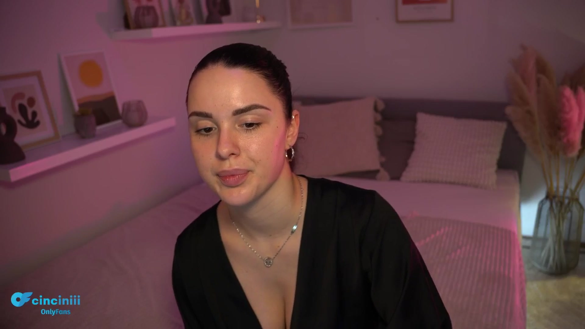 Gallery image thumbnail from NotYourNaomi's myfreecams stream on, 02/27/2025, 20:02 image 12 of 20