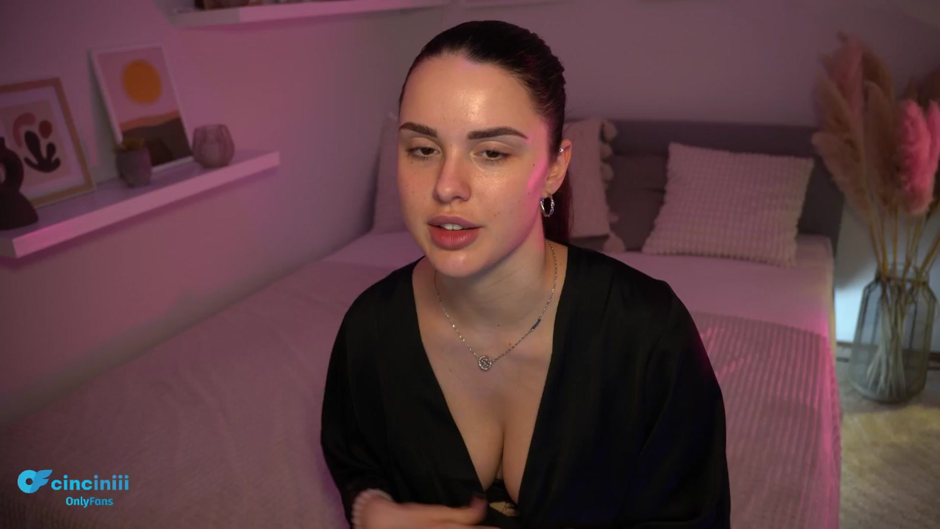 Gallery image thumbnail from NotYourNaomi's myfreecams stream on, 02/27/2025, 20:32 image 4 of 20