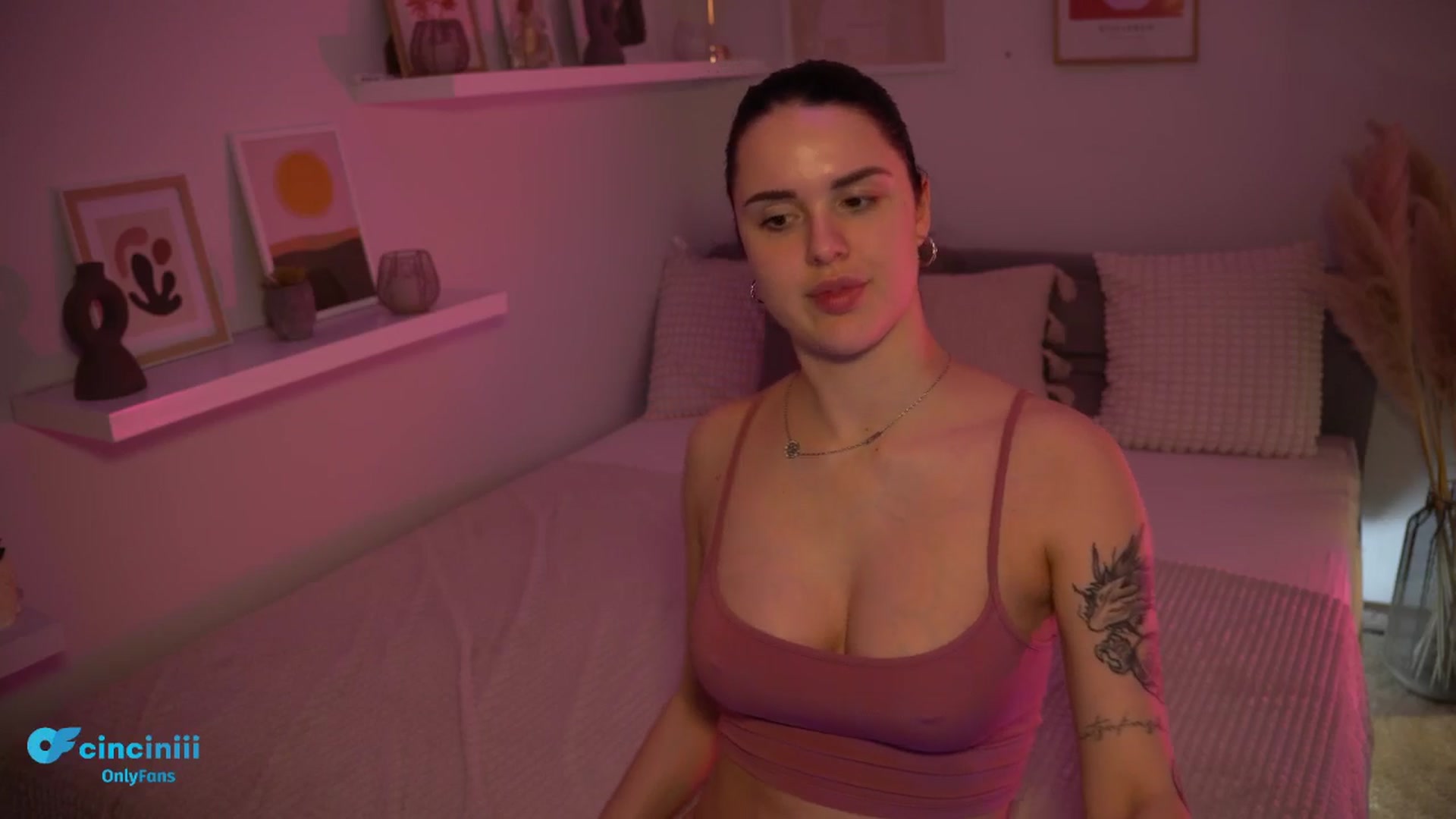 Gallery image thumbnail from NotYourNaomi's myfreecams stream on, 02/28/2025, 07:21 image 11 of 20