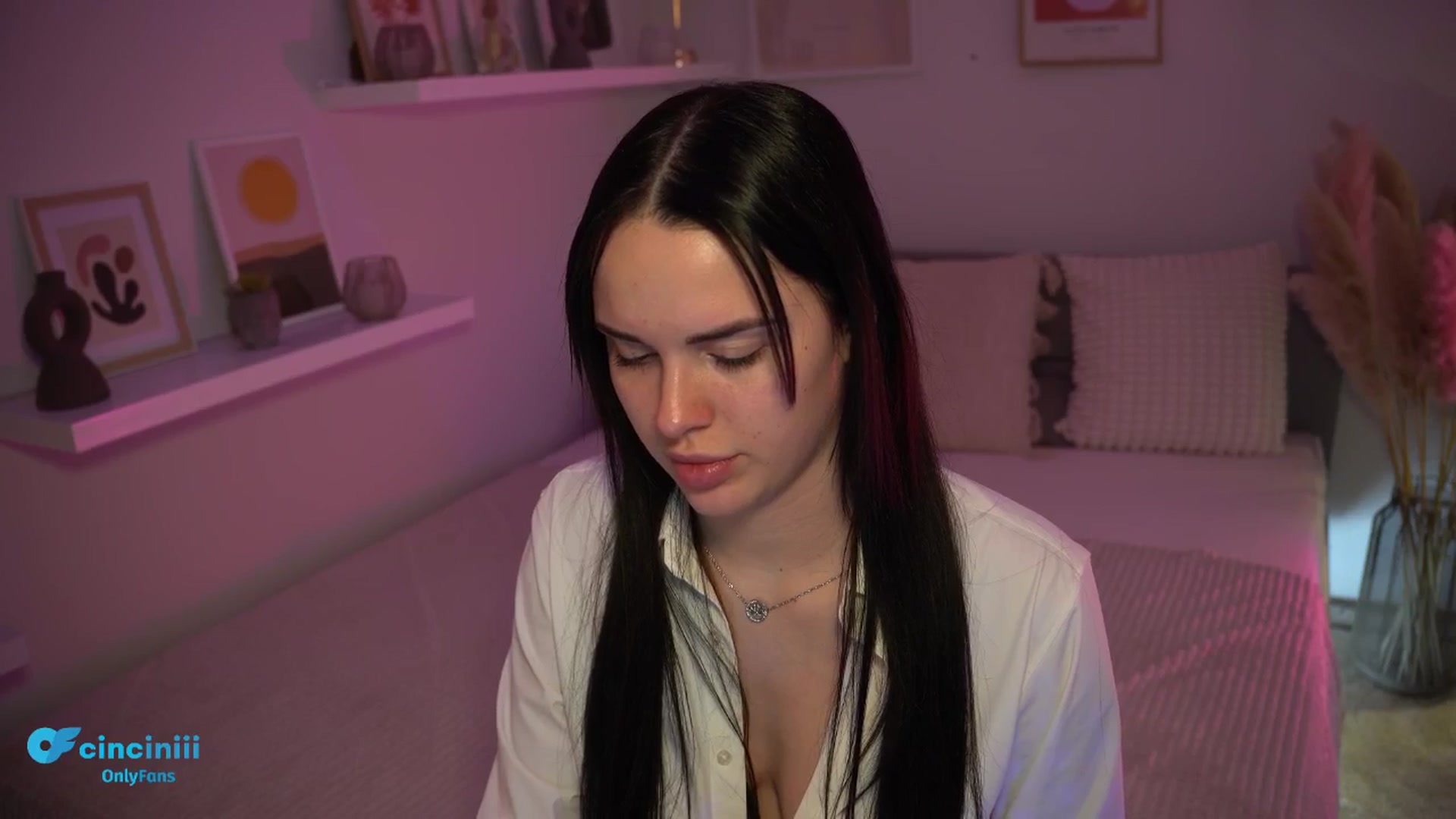 Gallery image thumbnail from NotYourNaomi's myfreecams stream on, 03/04/2025, 20:41 image 4 of 20