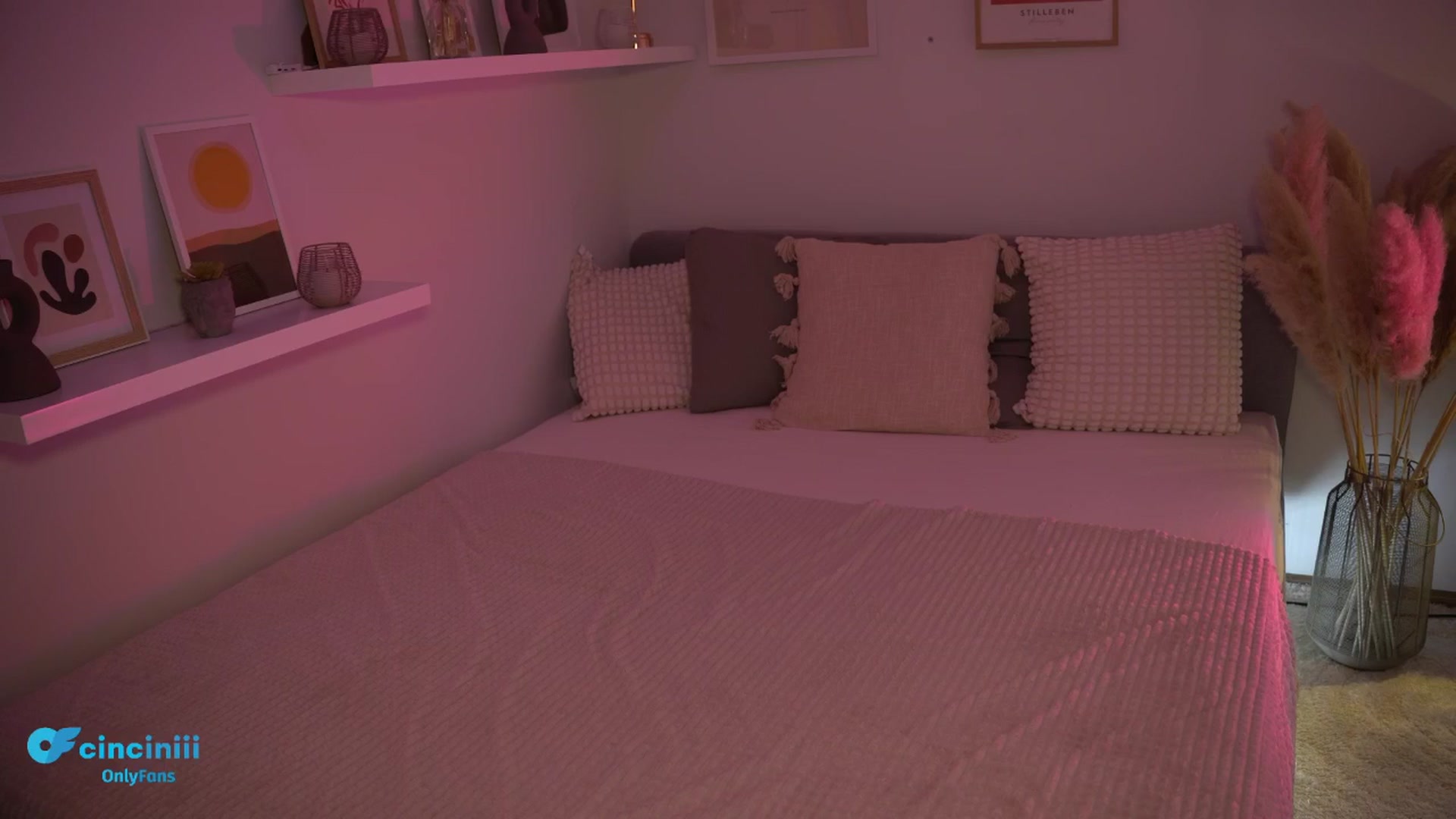 Gallery image thumbnail from NotYourNaomi's myfreecams stream on, 03/04/2025, 20:41 image 12 of 20
