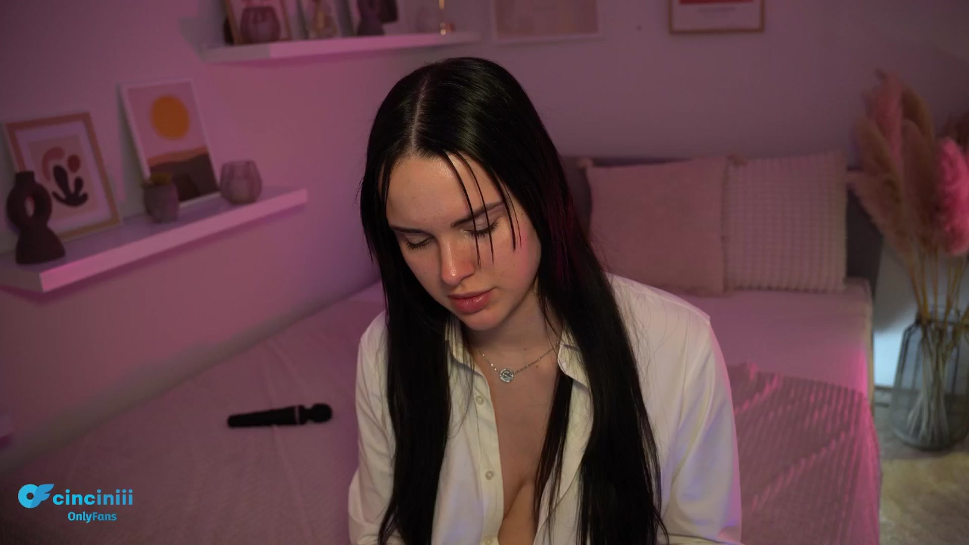 Gallery image thumbnail from NotYourNaomi's myfreecams stream on, 03/04/2025, 21:57 image 18 of 20