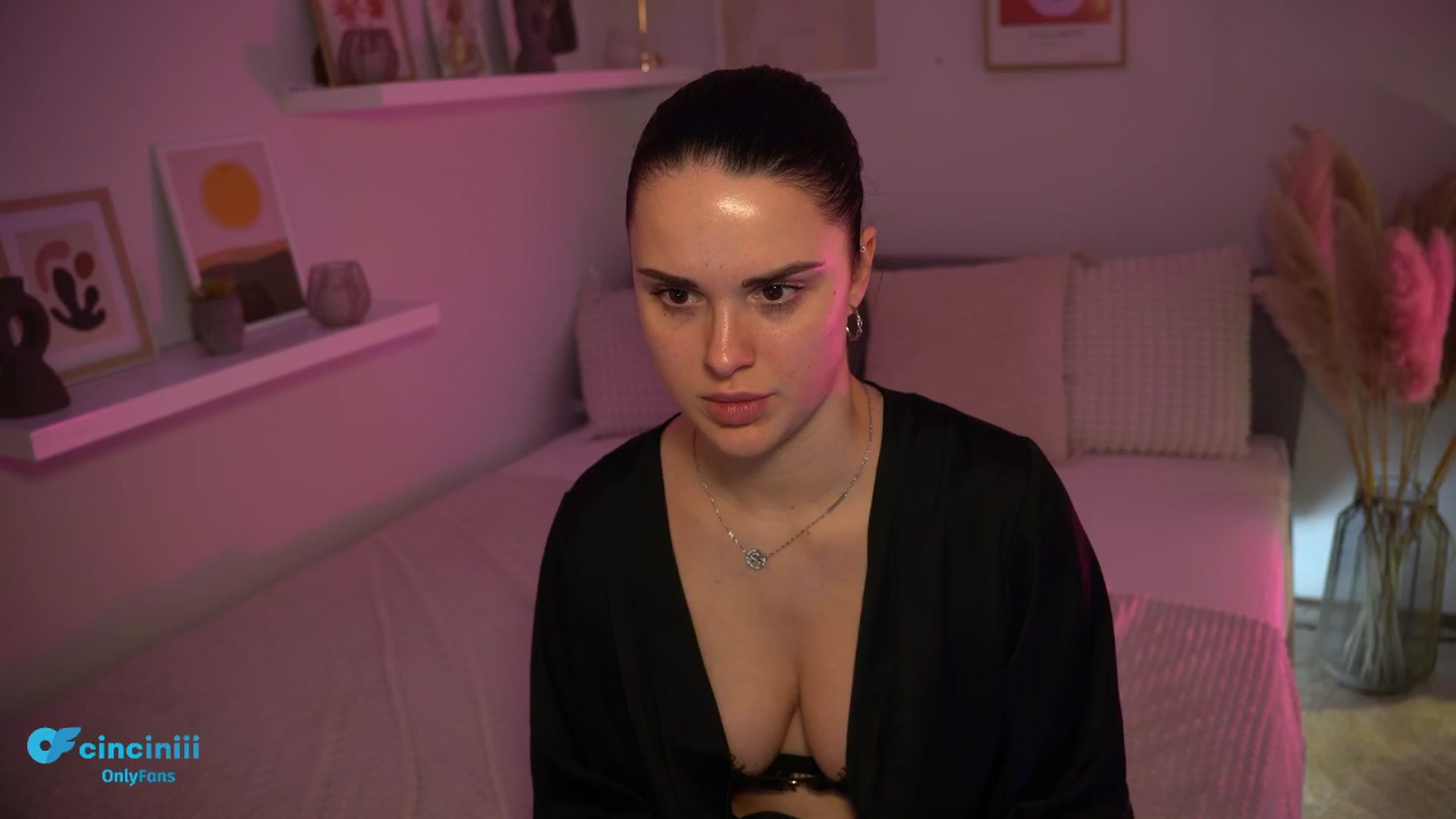 Gallery image thumbnail from NotYourNaomi's myfreecams stream on, 03/05/2025, 20:17 image 17 of 20