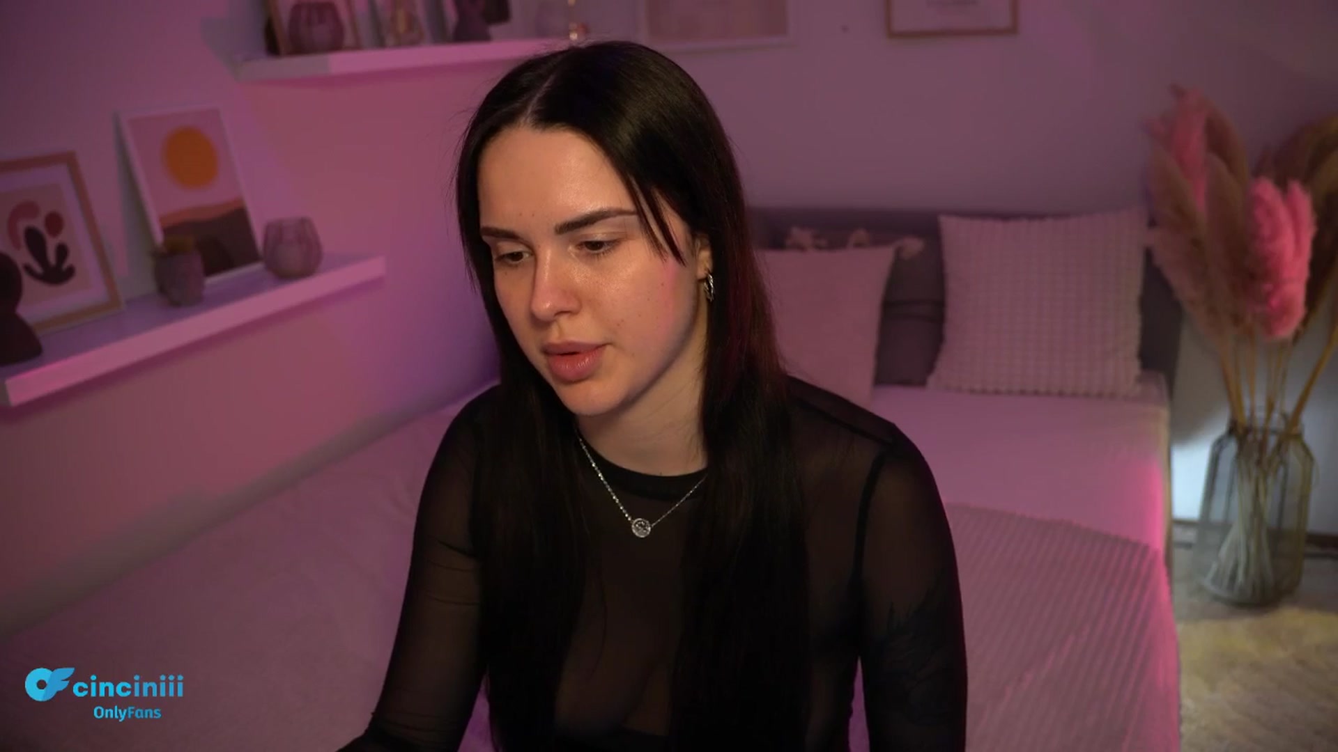 Gallery image thumbnail from NotYourNaomi's myfreecams stream on, 03/12/2025, 21:20 image 5 of 20