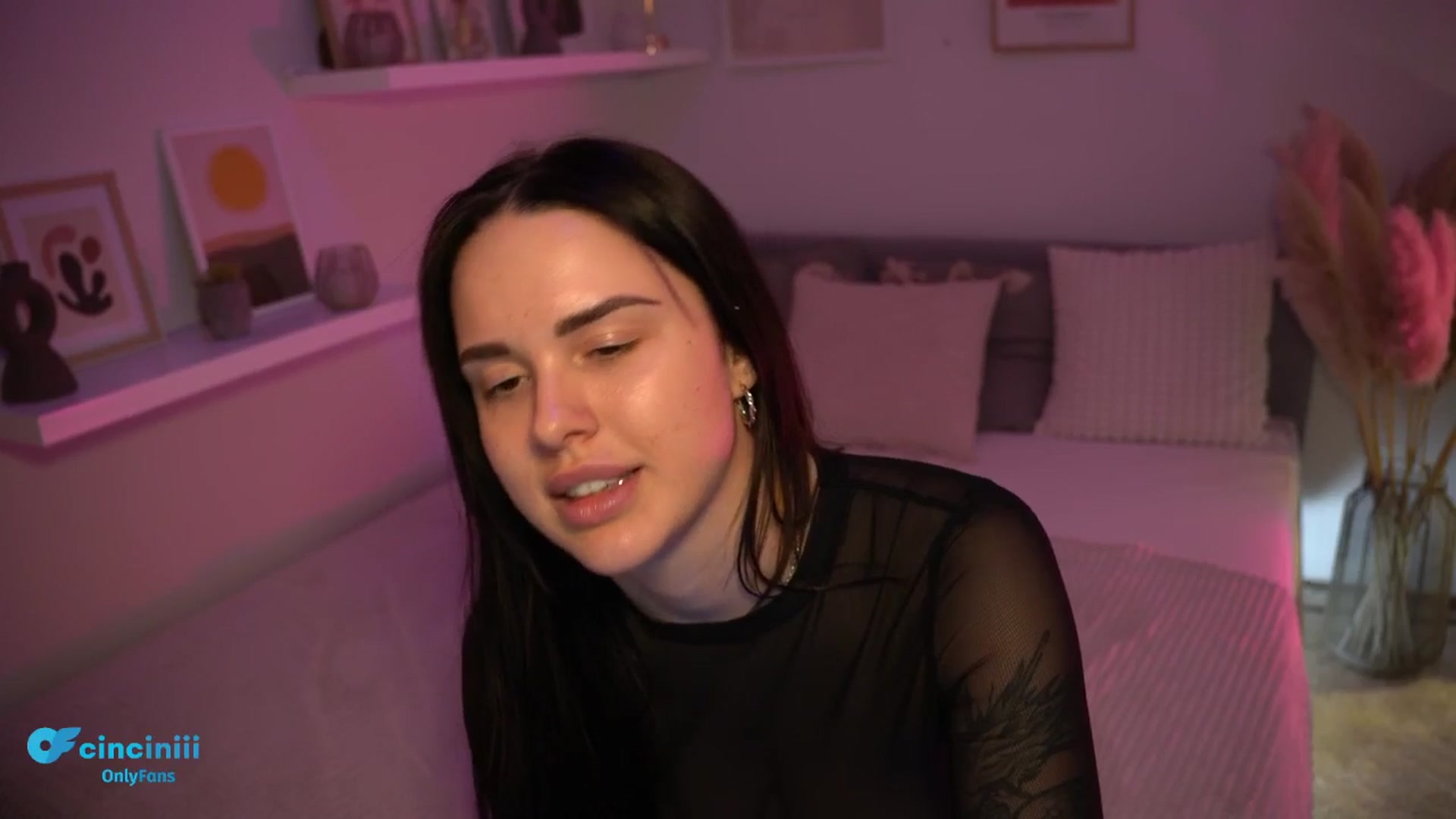 Gallery image thumbnail from NotYourNaomi's myfreecams stream on, 03/12/2025, 21:20 image 17 of 20
