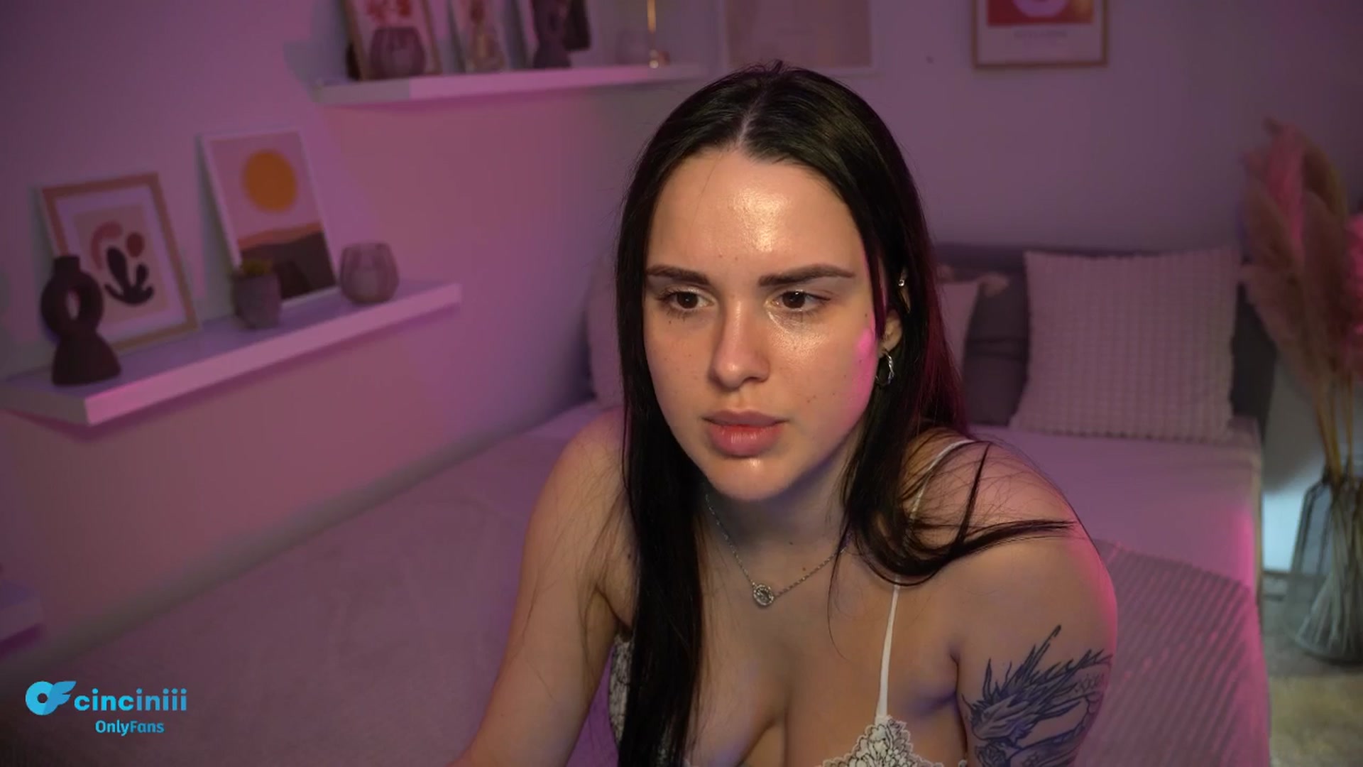 Gallery image thumbnail from NotYourNaomi's myfreecams stream on, 03/13/2025, 20:32 image 17 of 20