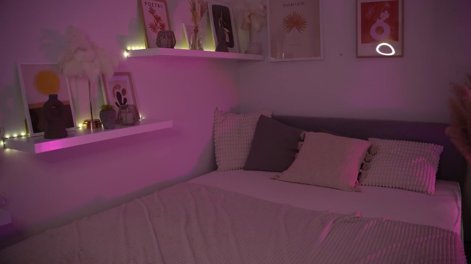 Gallery image thumbnail from NotYourNaomi's myfreecams stream on, 04/19/2025, 19:19 image 17 of 20