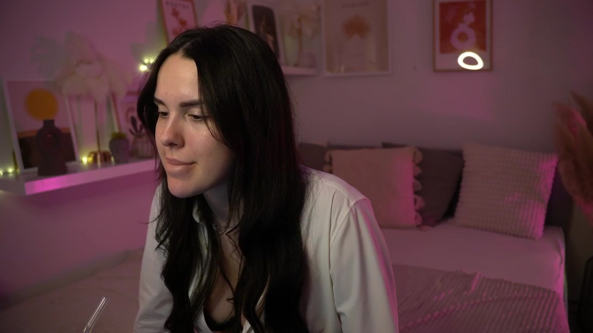 Gallery image thumbnail from NotYourNaomi's myfreecams stream on, 04/22/2025, 19:49 image 13 of 20