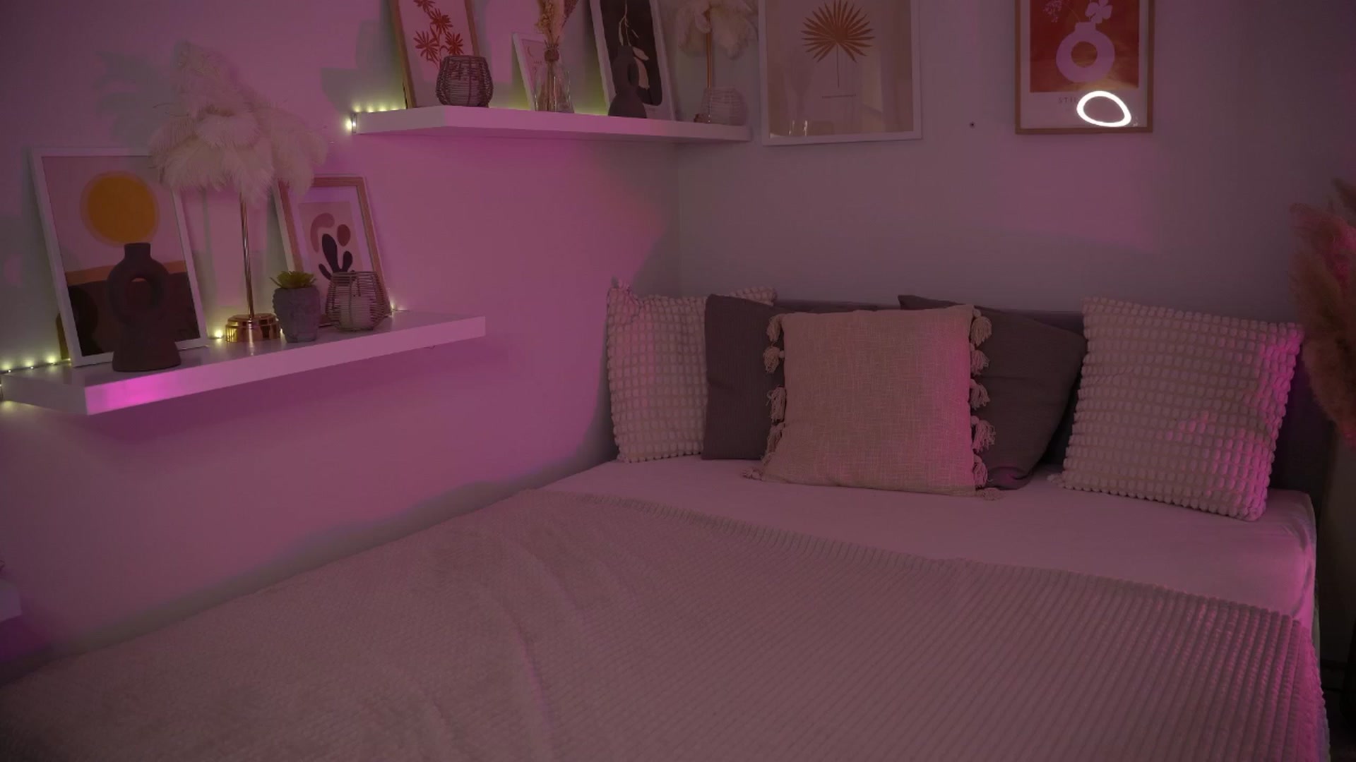 Gallery image thumbnail from NotYourNaomi's myfreecams stream on, 04/22/2025, 21:07 image 13 of 20