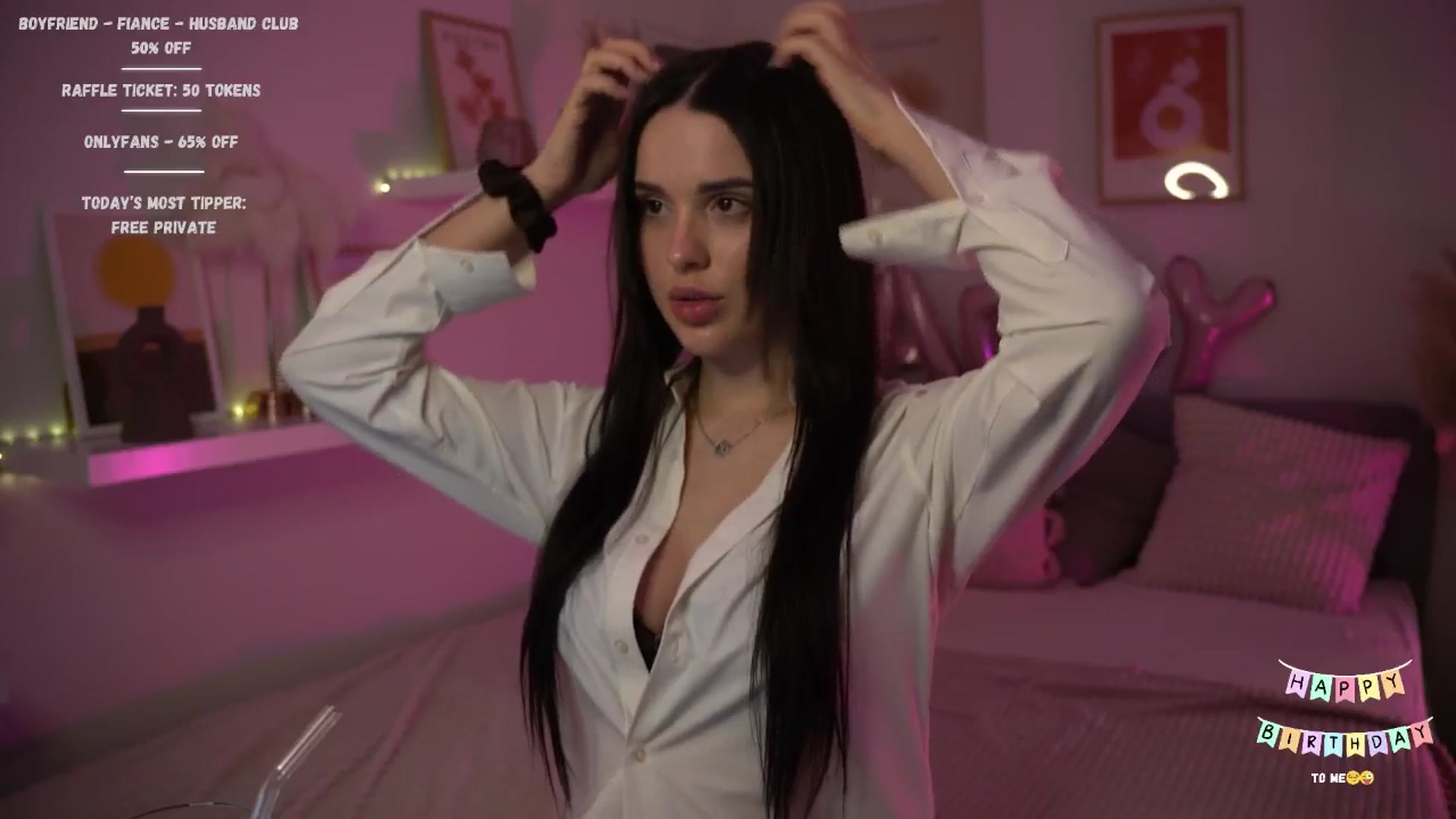 Gallery image thumbnail from NotYourNaomi's myfreecams stream on, 04/27/2025, 21:42 image 2 of 20