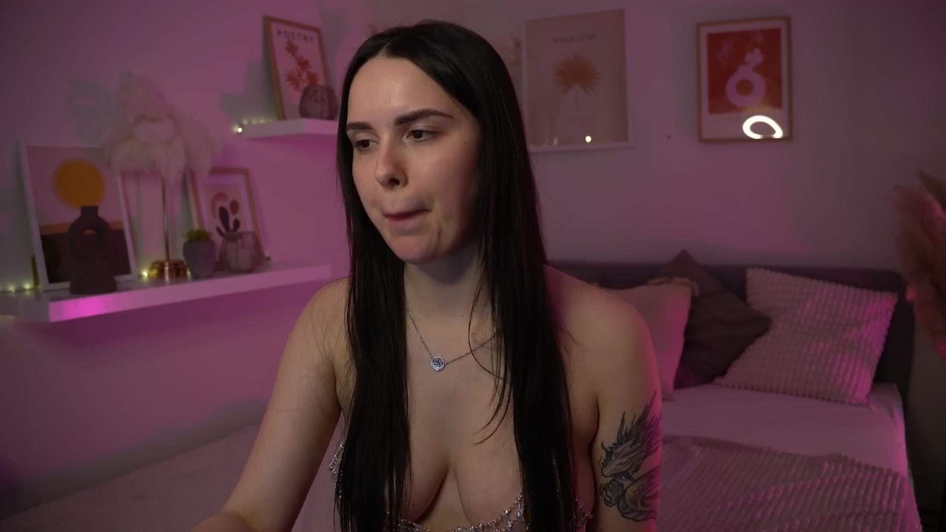 Gallery image thumbnail from NotYourNaomi's myfreecams stream on, 04/28/2025, 20:41 image 15 of 20