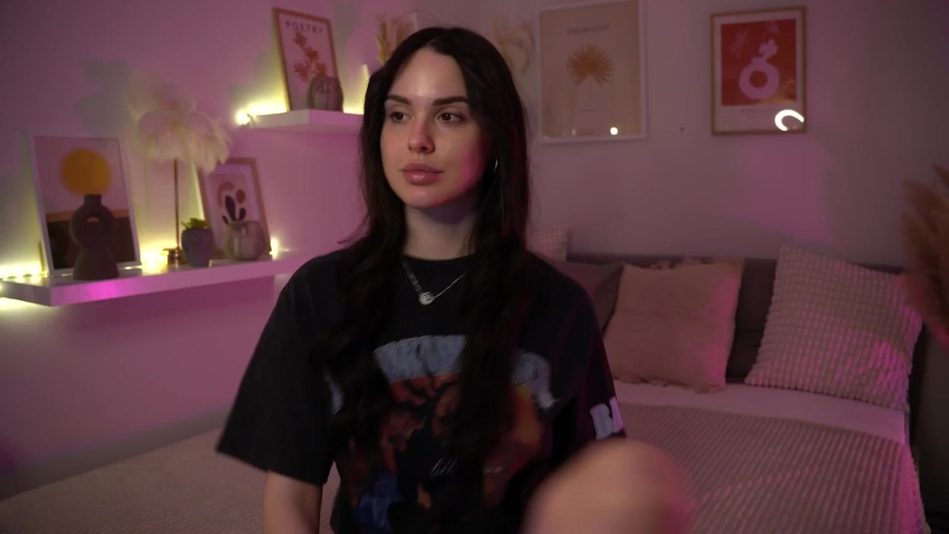 Gallery image thumbnail from NotYourNaomi's myfreecams stream on, 05/11/2025, 20:59 image 2 of 20
